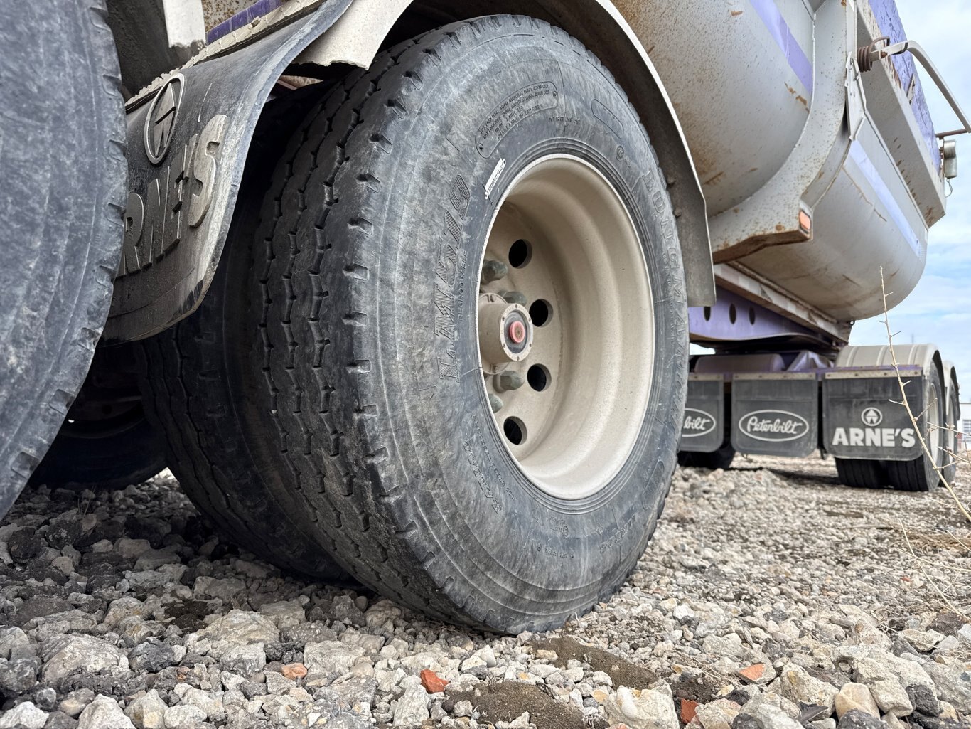 2007 Arnes 440 Quad Wagon End Dump Trailer #9529 JA