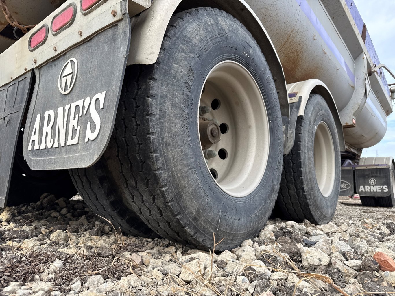 2007 Arnes 440 Quad Wagon End Dump Trailer #9529 JA