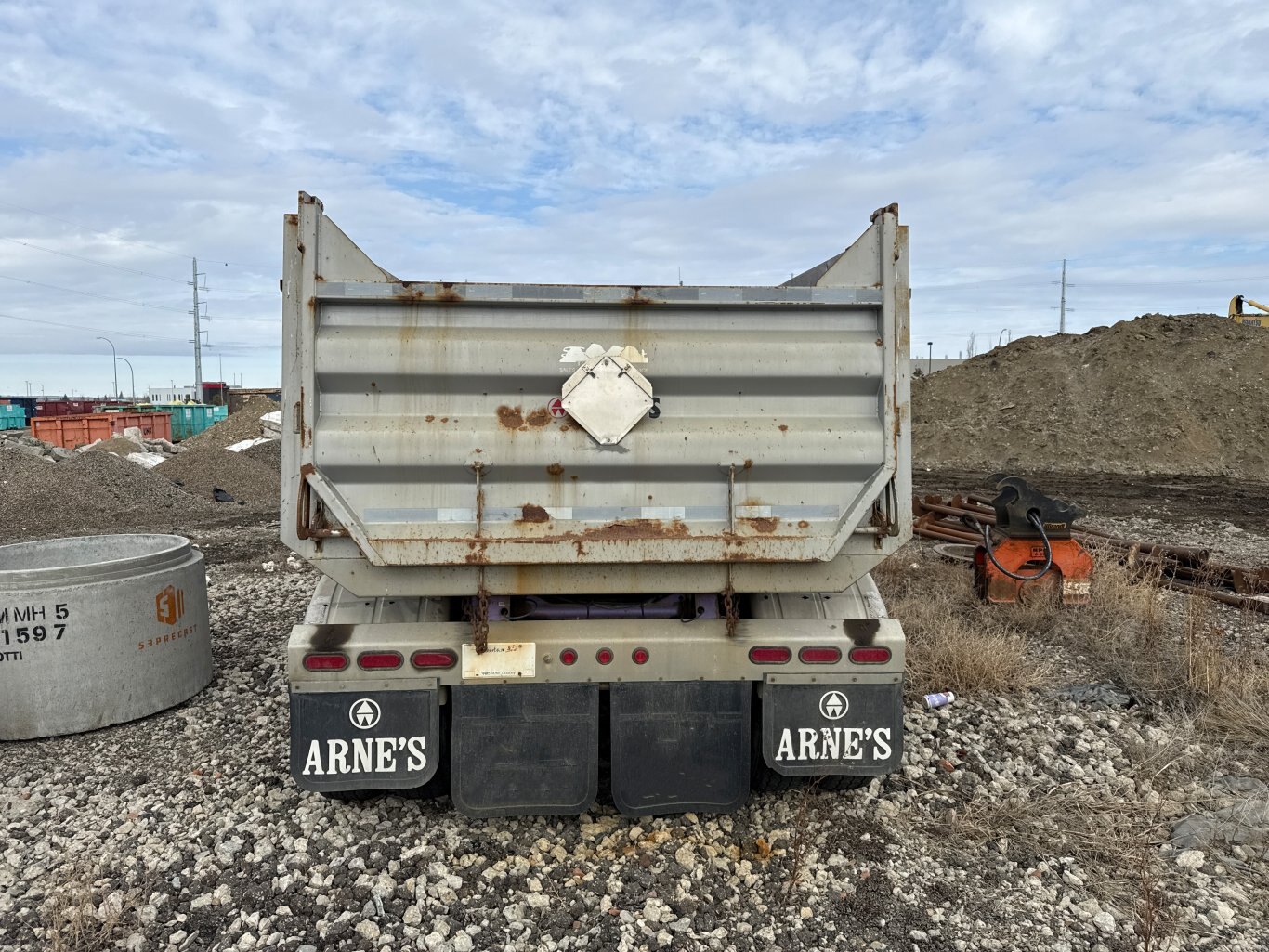 2007 Arnes 440 Quad Wagon End Dump Trailer #9529 JA