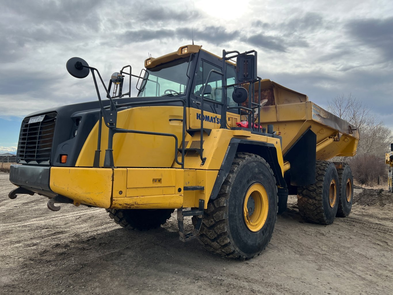 2014 Komatsu HM400 3 Rock Truck / 40 Ton Off Highway Truck #9565 BP