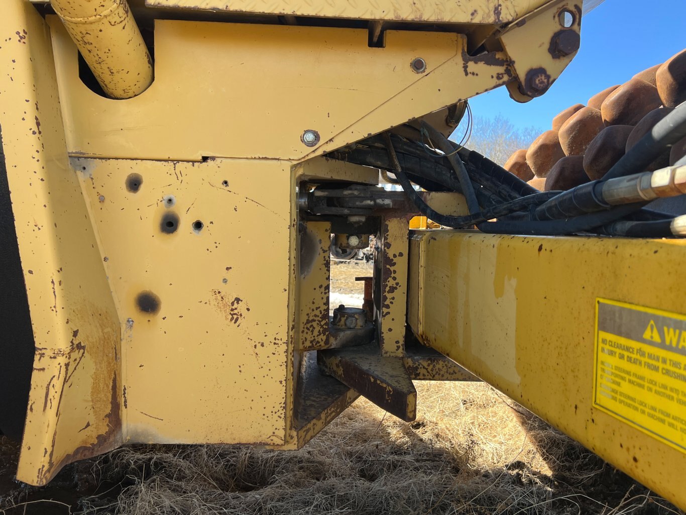 1990 Caterpillar CP 563 Padfoot Compactor / CP563 #9571 BP