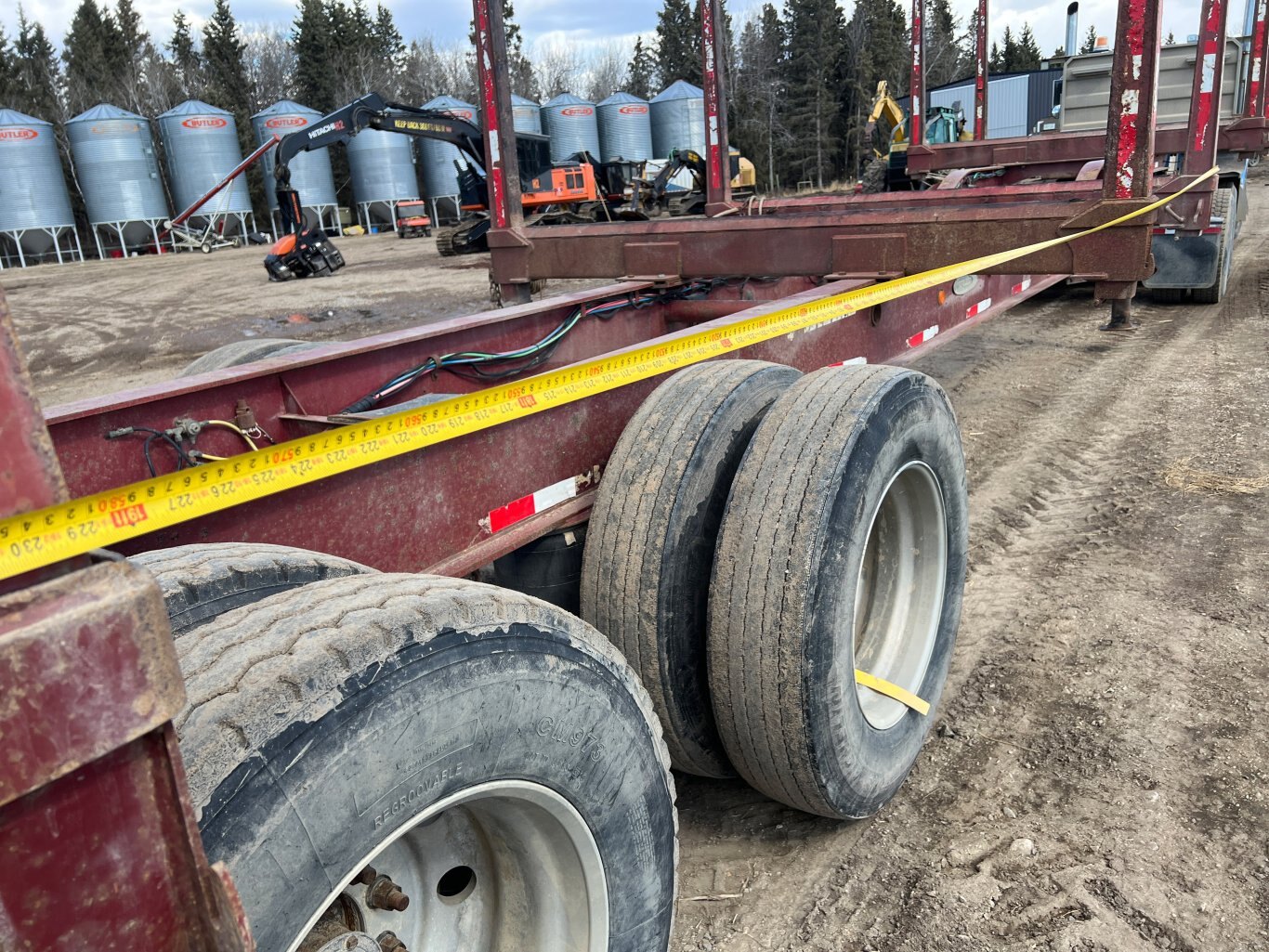 2000 Peerless Forestry Trailer 48ft Logging Trailer • Model: SW 48 54 3A #9576 BP