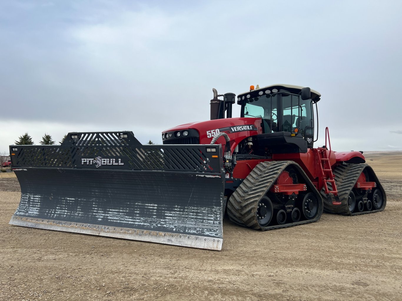 2014 Versatile 550DT Quad Track Tractor with 16 ft. Pitbull 3060AD Blade #9594 BP