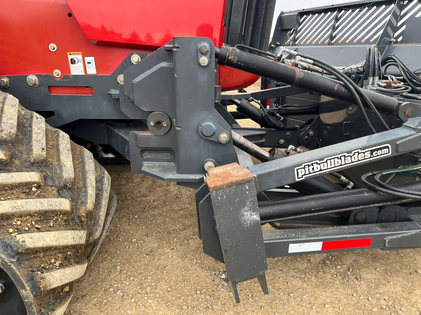 2014 Versatile 550DT Quad Track Tractor with 16 ft. Pitbull 3060AD Blade #9594 BP