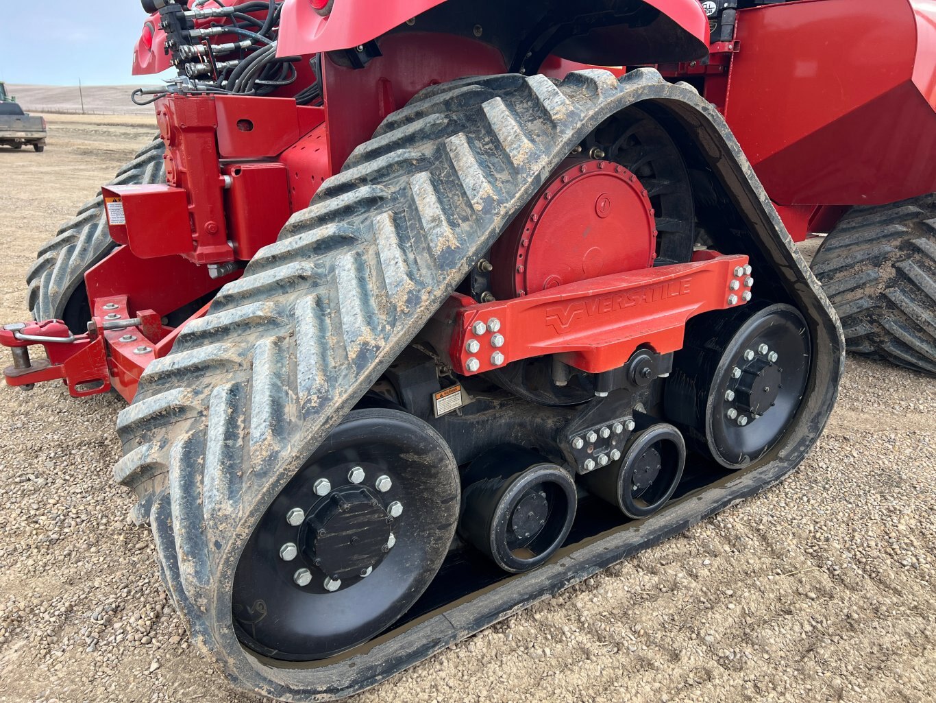 2014 Versatile 550DT Quad Track Tractor with 16 ft. Pitbull 3060AD Blade #9594 BP