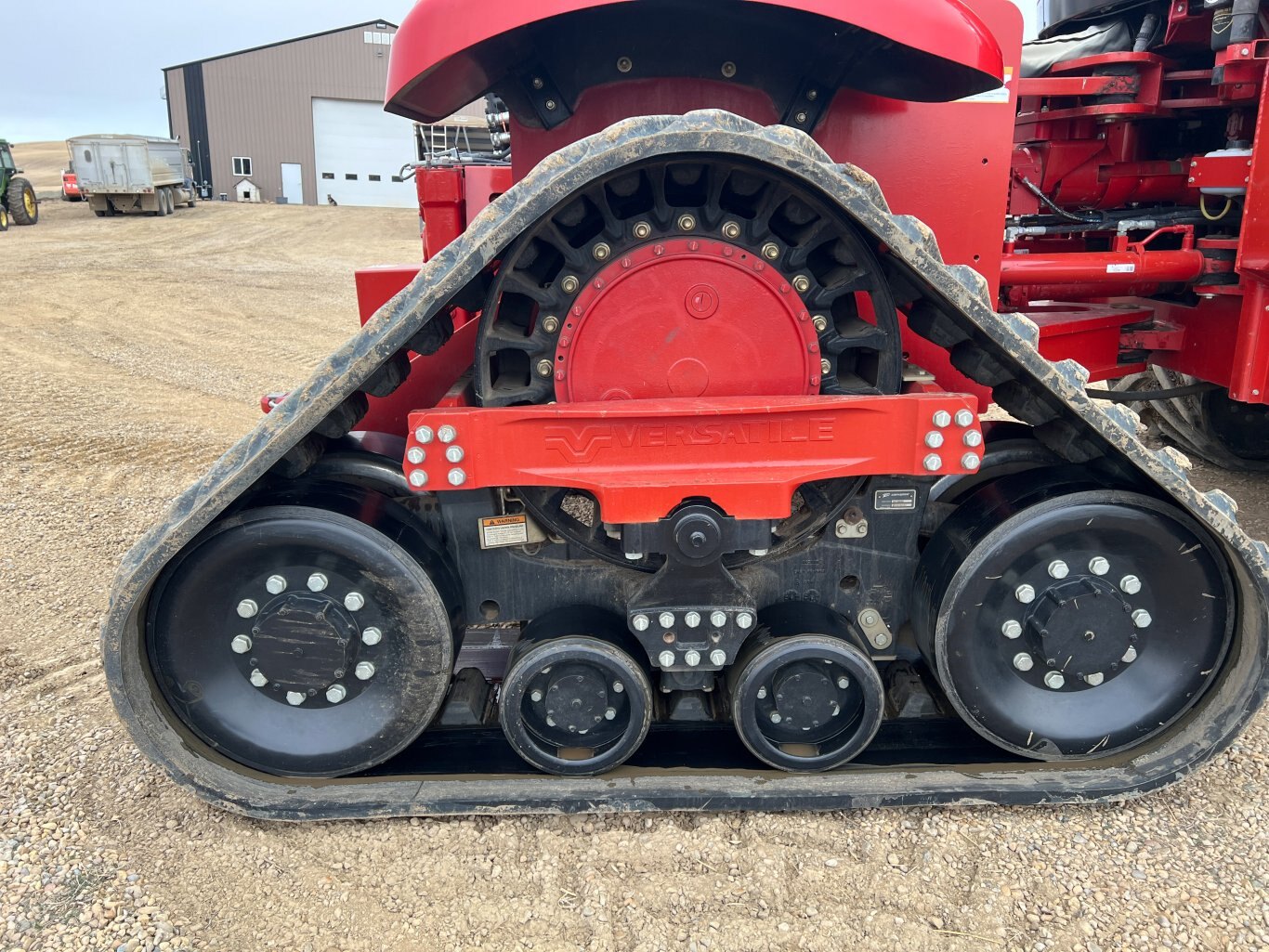 2014 Versatile 550DT Quad Track Tractor with 16 ft. Pitbull 3060AD Blade #9594 BP