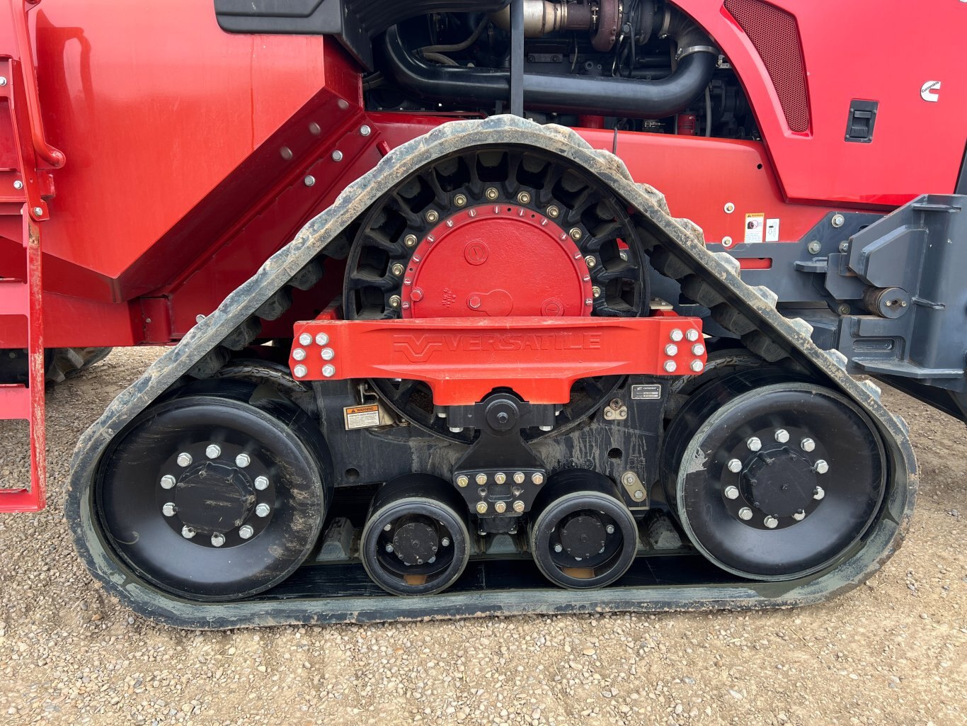 2014 Versatile 550DT Quad Track Tractor with 16 ft. Pitbull 3060AD Blade #9594 BP