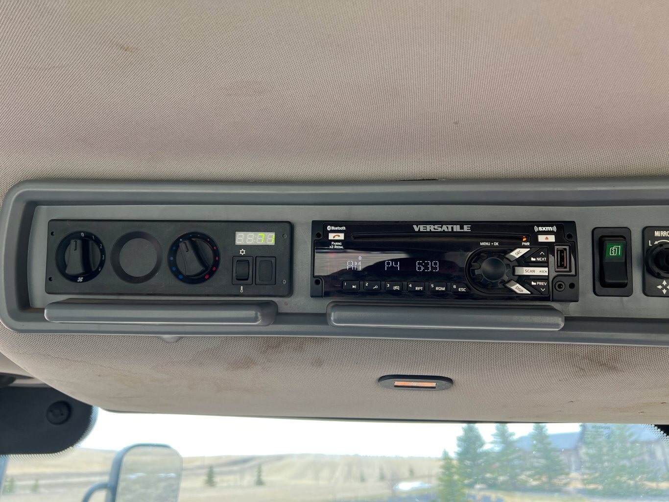 2014 Versatile 550DT Quad Track Tractor with 16 ft. Pitbull 3060AD Blade #9594 BP