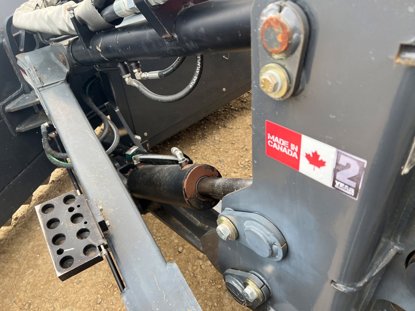 2014 Versatile 550DT Quad Track Tractor with 16 ft. Pitbull 3060AD Blade #9594 BP