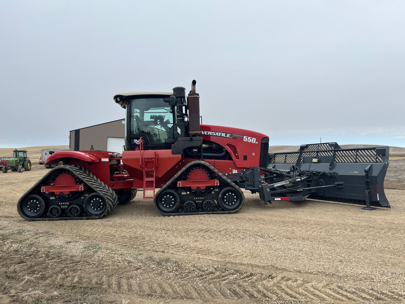 2014 Versatile 550DT Quad Track Tractor with 16 ft. Pitbull 3060AD Blade #9594 BP