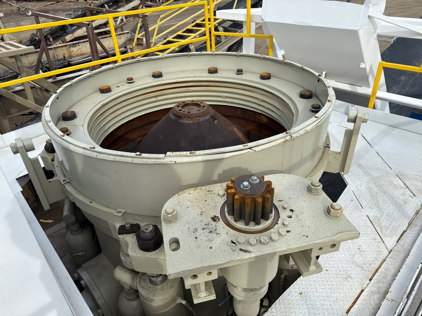 2006 Metso/Nordberg HP400 Portable Cone Crushing Plant REFURBISHED #9623 JA