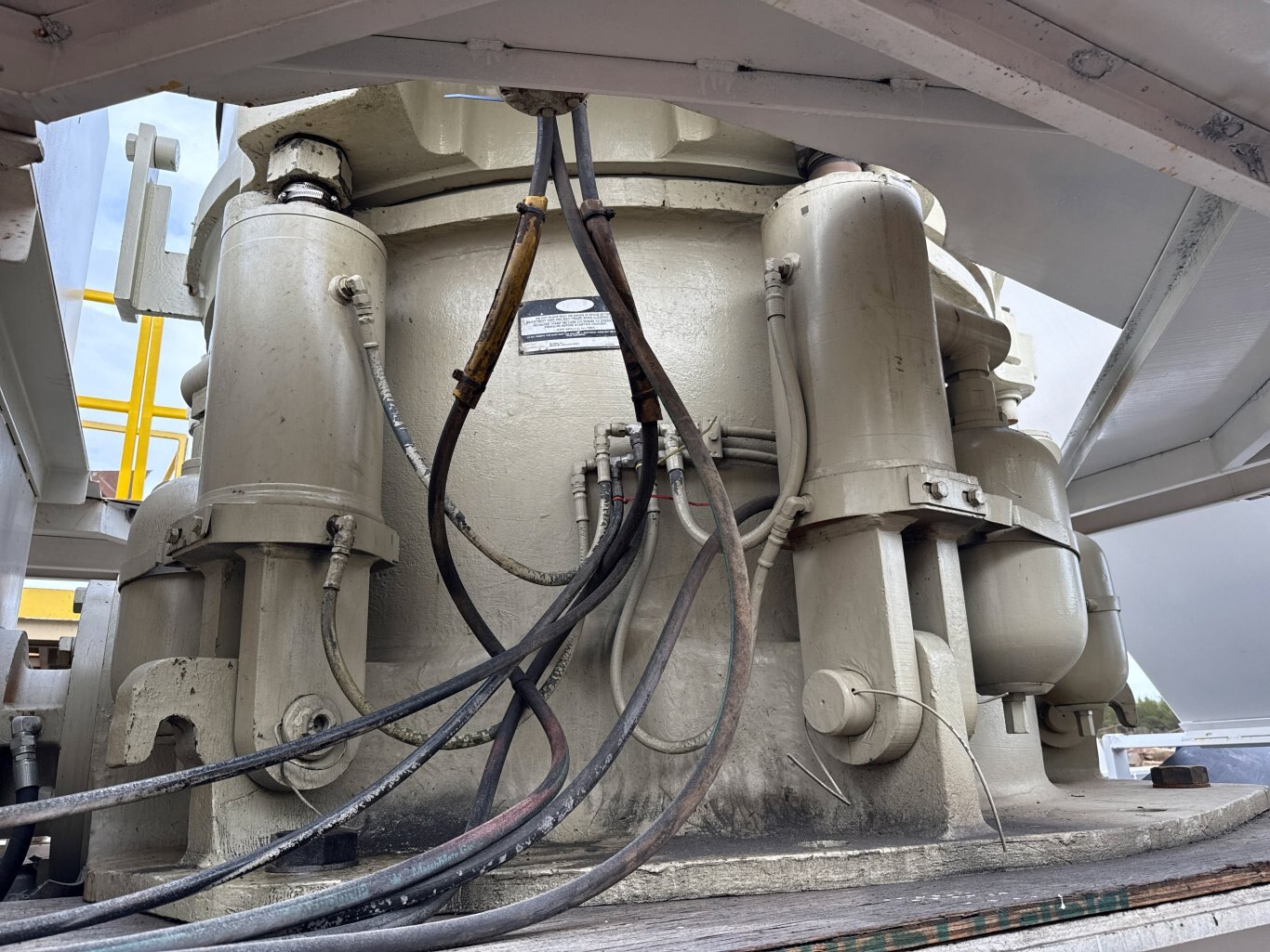 2006 Metso/Nordberg HP400 Portable Cone Crushing Plant REFURBISHED #9623 JA