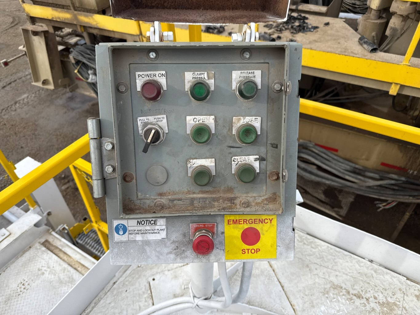 2006 Metso/Nordberg HP400 Portable Cone Crushing Plant REFURBISHED #9623 JA