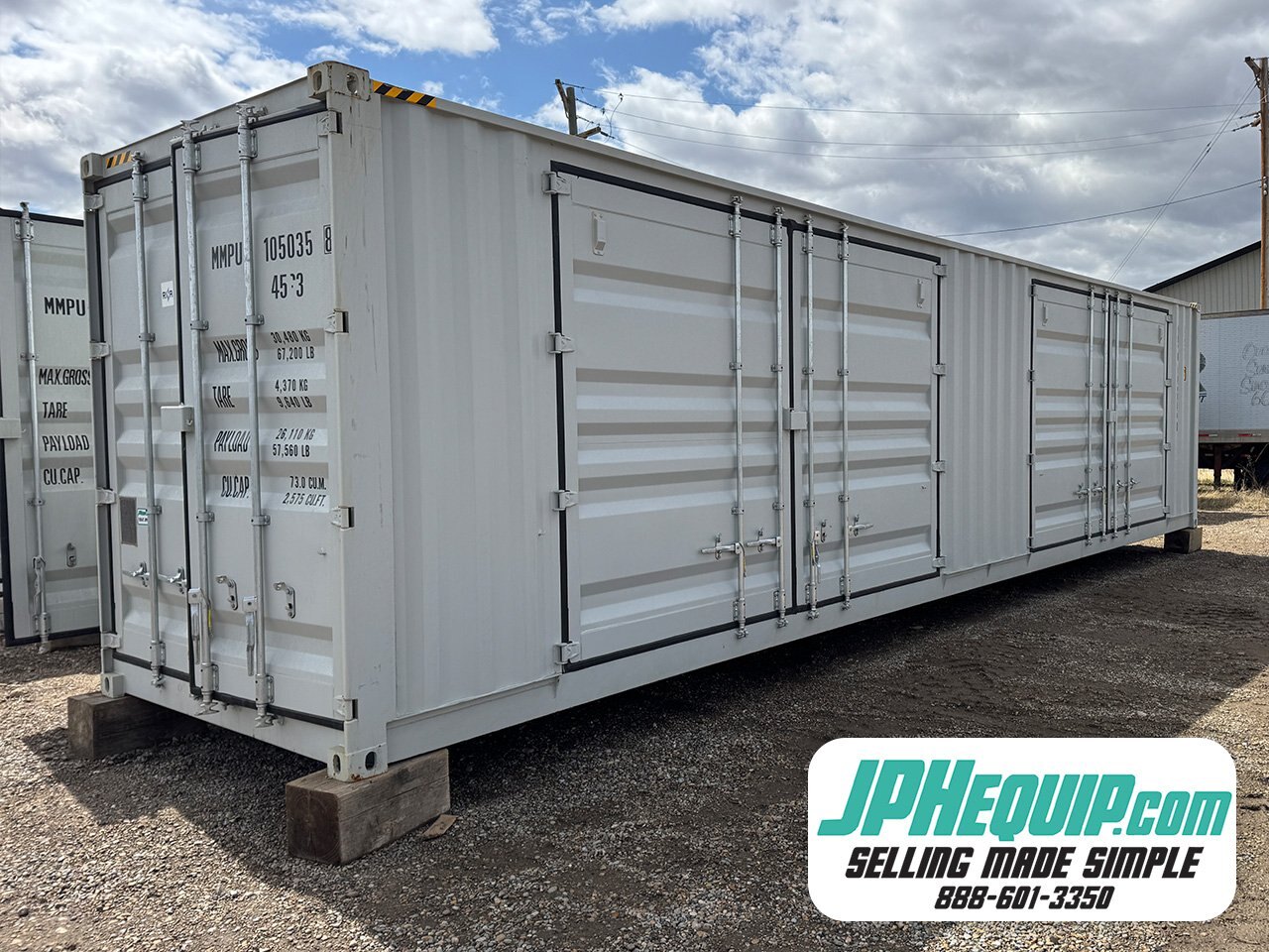 40 ft. seacan 1 front and 2 large side doors 1 trip #10547 JPH