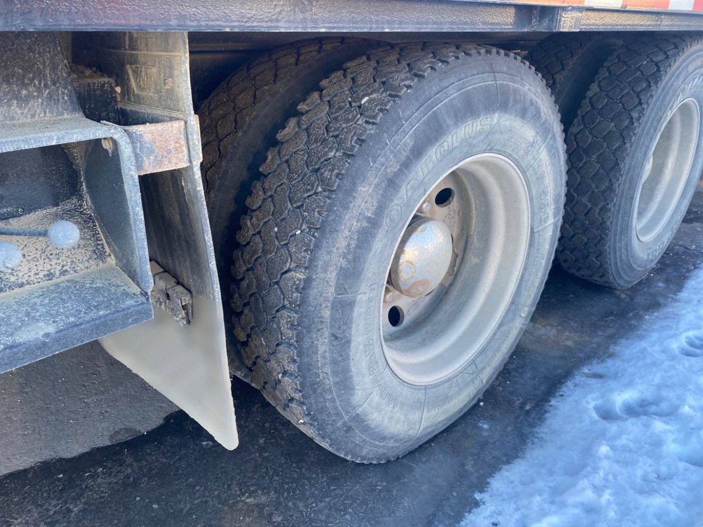 2007 Freightliner M2 Business Class Tilt and Go Truck #9683 AS