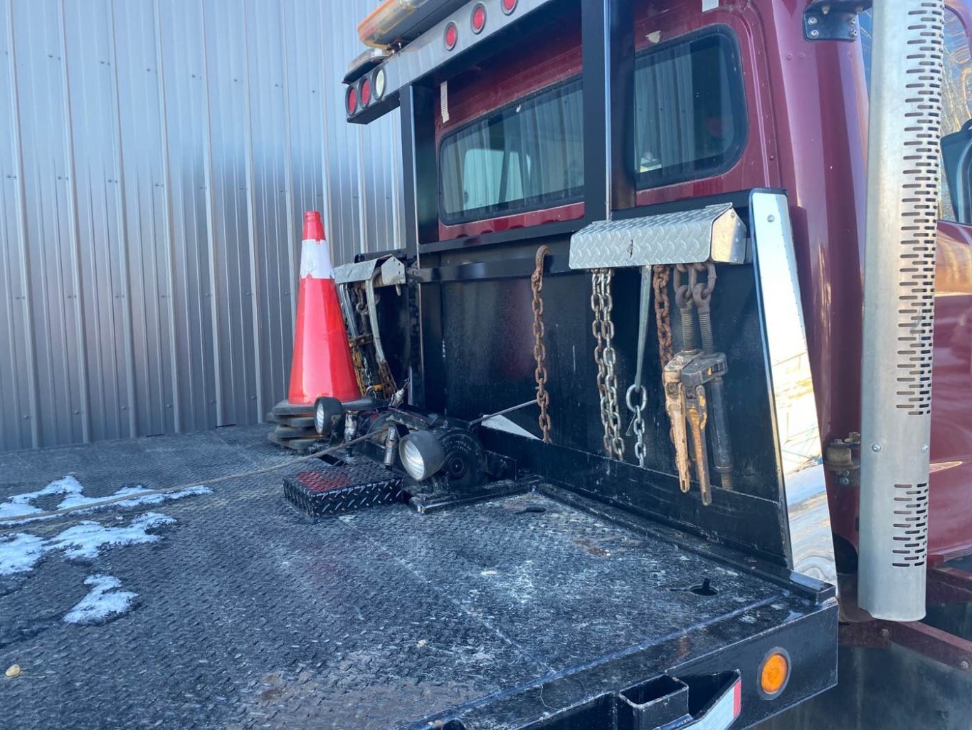 2007 Freightliner M2 Business Class Tilt and Go Truck #9683 AS