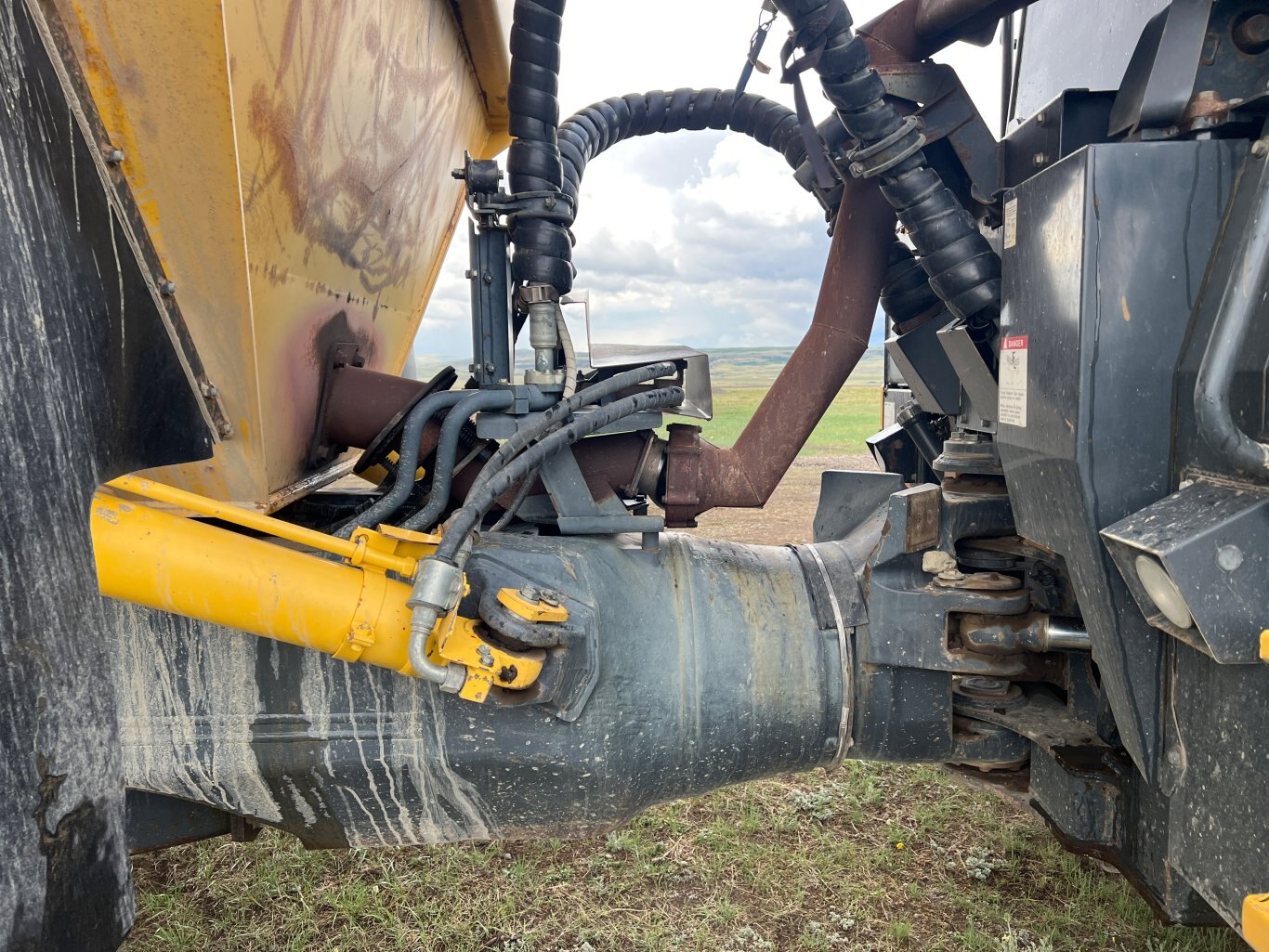 2013 Komatsu HM300 3 Rock Truck #9691 BP