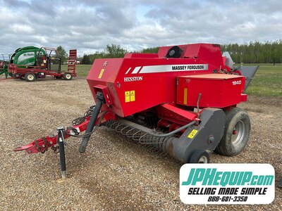 2018 Massey Ferguson 1840 Hesston Baler #9700 DP