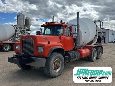 1988 Mack RD600 Concrete Mixer Truck #9722 DP
