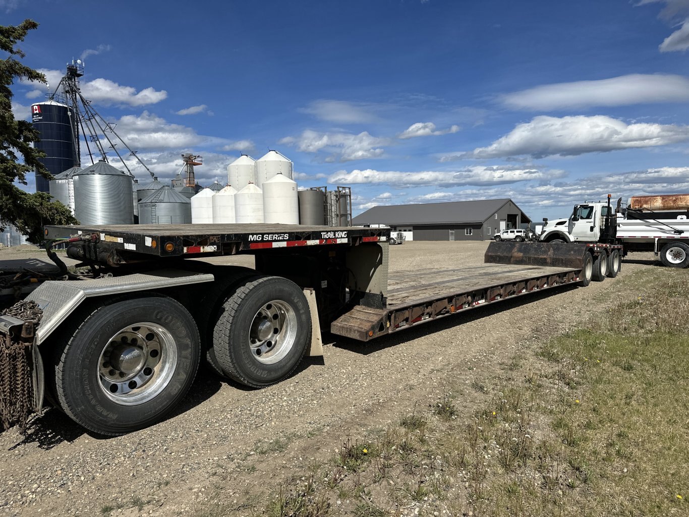 2006 Trail King MG Series Heavy Double Drop Lowbed Trailer & Booster #9747 DP