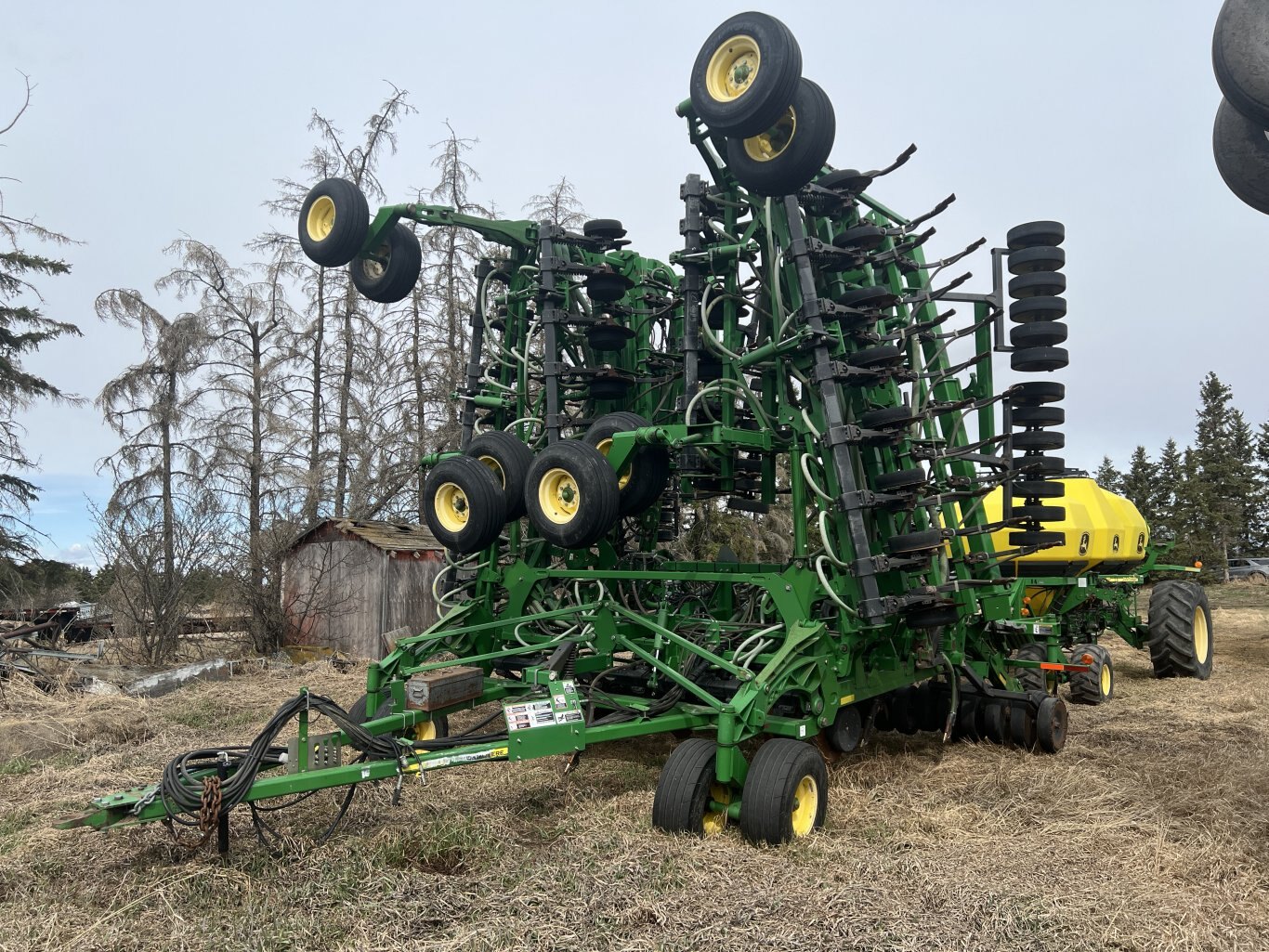 2009 John Deere 1835 Air Seeder 60ft & John Deere 1910 Cart #9764 BP