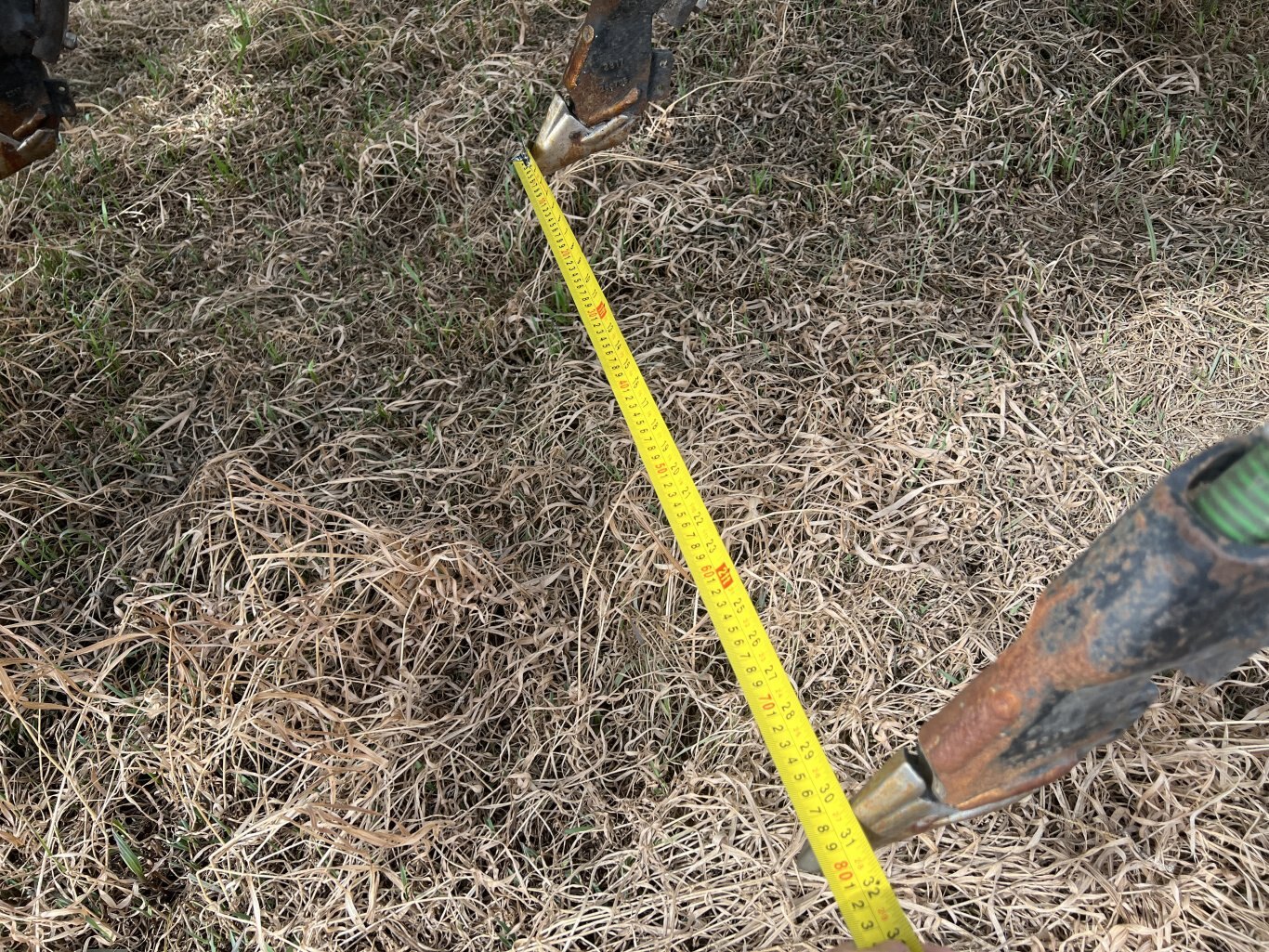 2009 John Deere 1835 Air Seeder 60ft & John Deere 1910 Cart #9764 BP