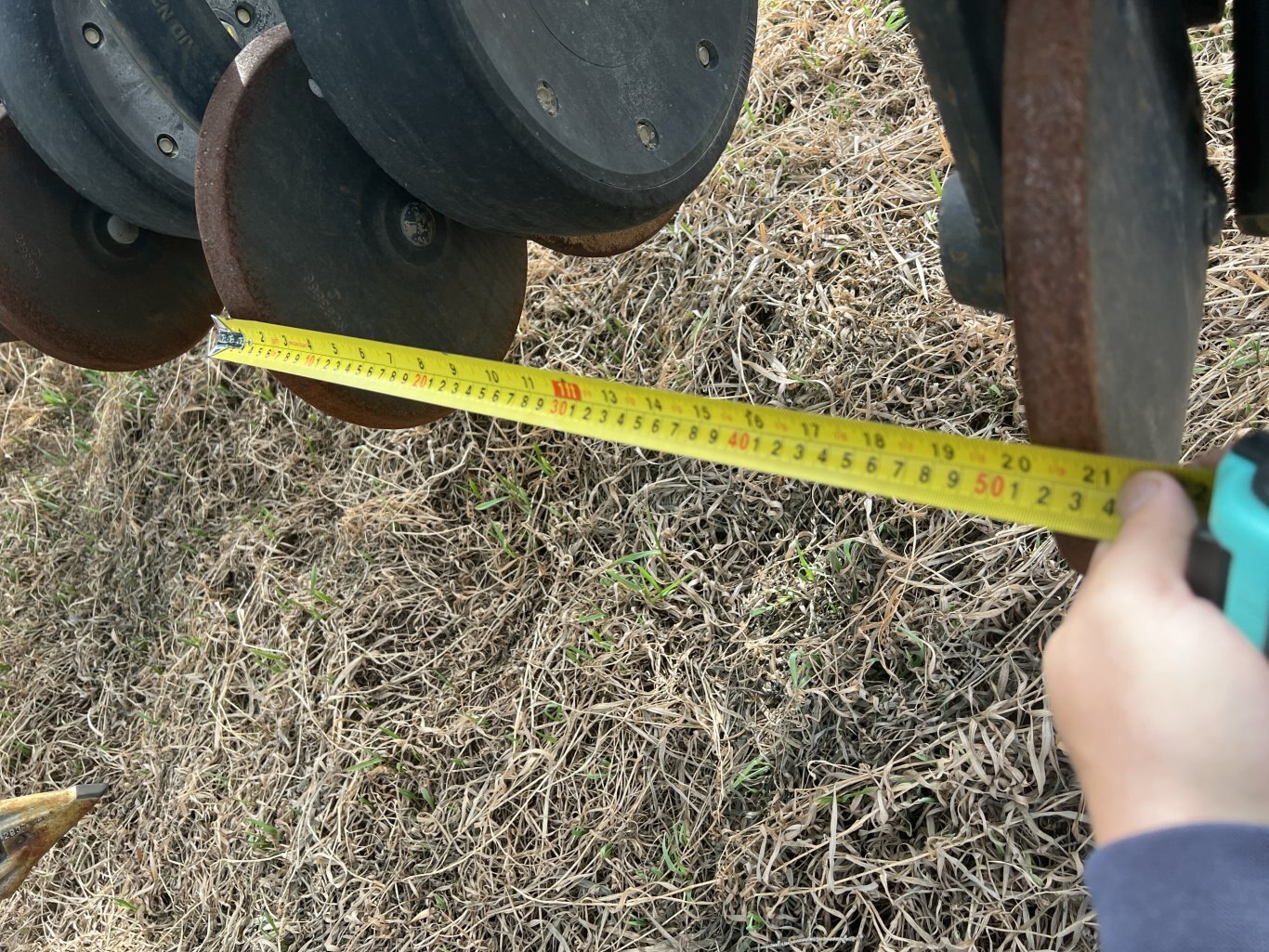 2009 John Deere 1835 Air Seeder 60ft & John Deere 1910 Cart #9764 BP