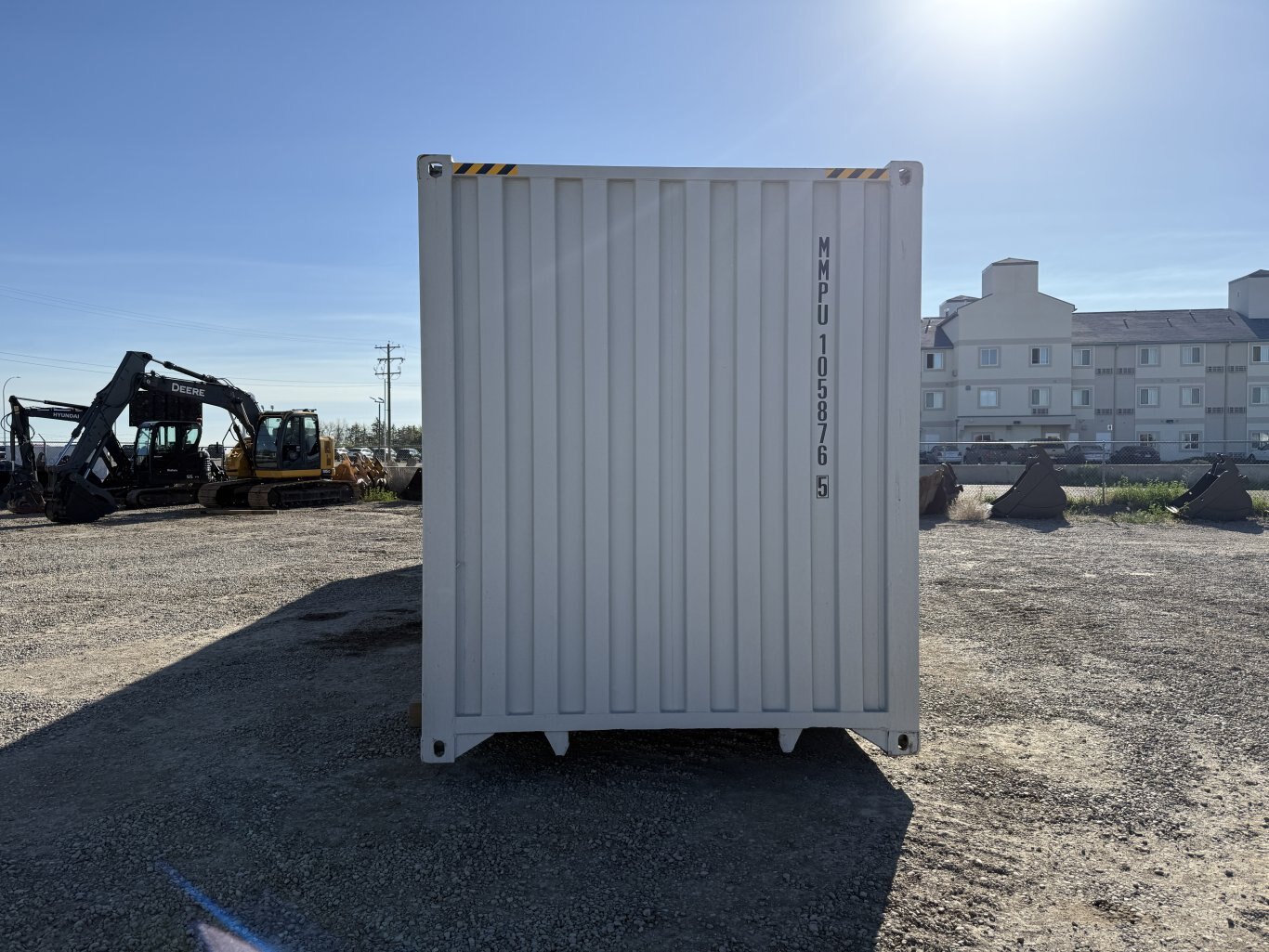 40 foot seacan 1 front and 2 large side doors 1 trip #10550 JPH