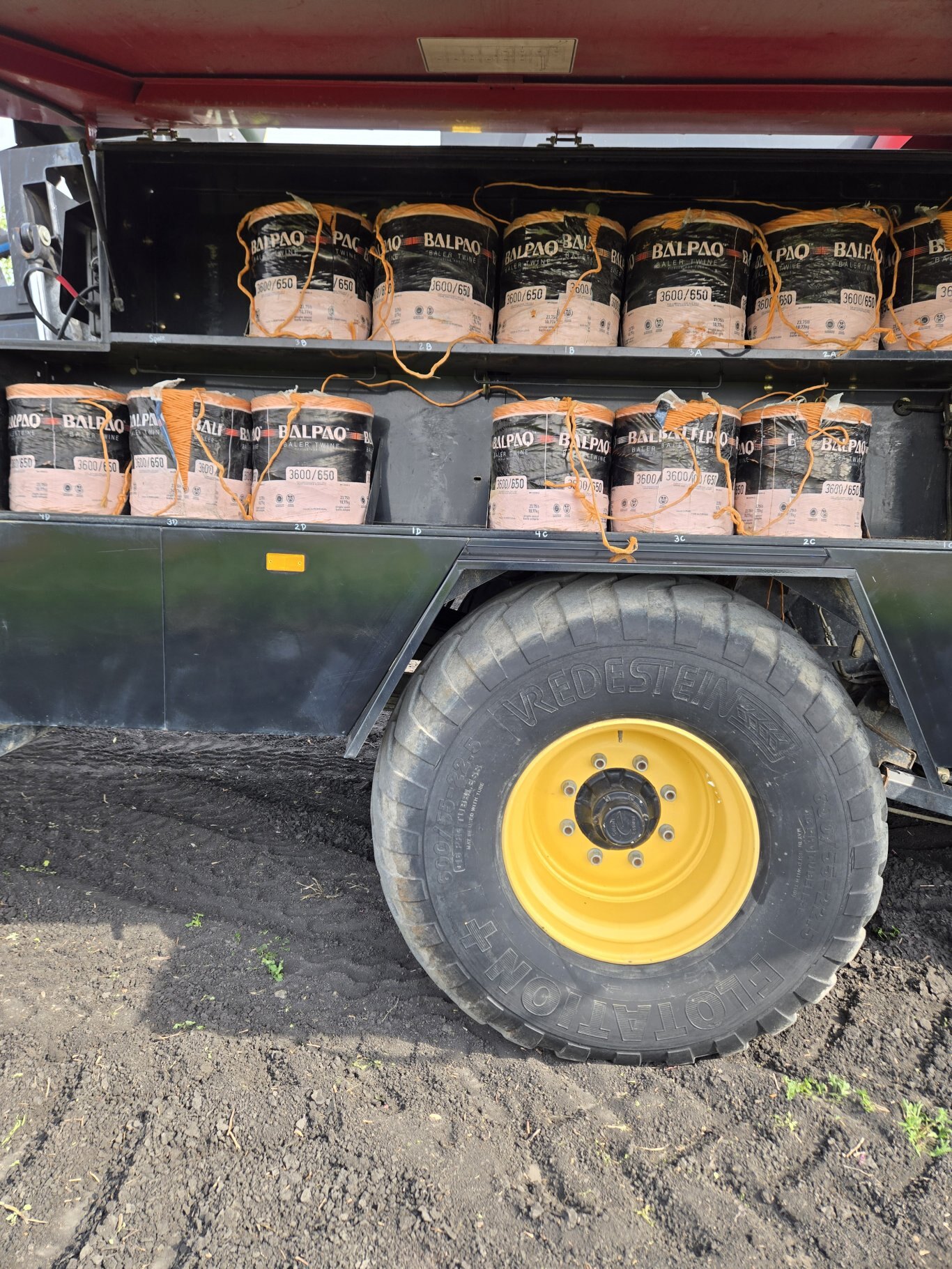 2009 New Holland BB9060 P 3x3 Baler #9835 JP