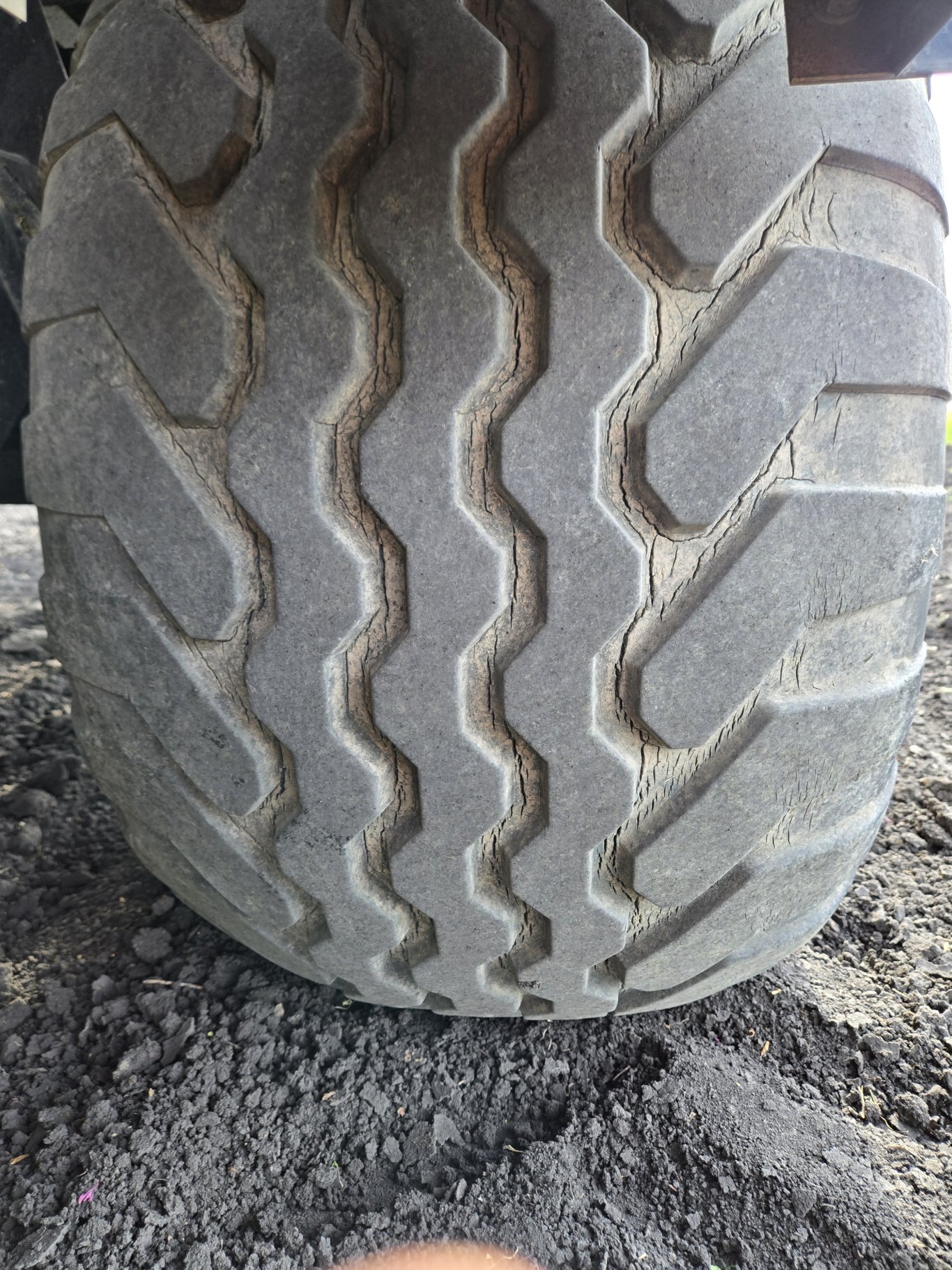 2009 New Holland BB9060 P 3x3 Baler #9835 JP