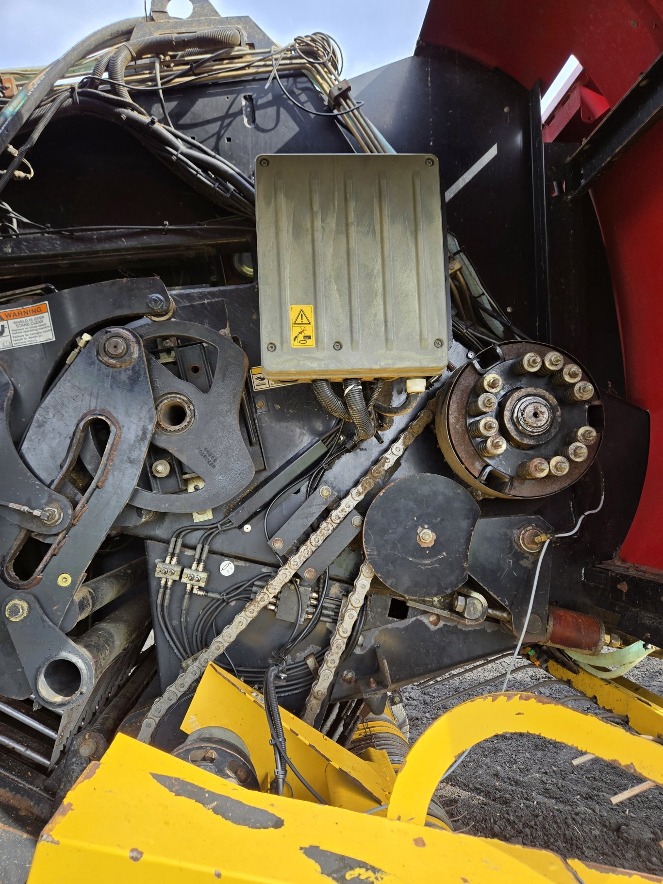 2009 New Holland BB9060 P 3x3 Baler #9835 JP