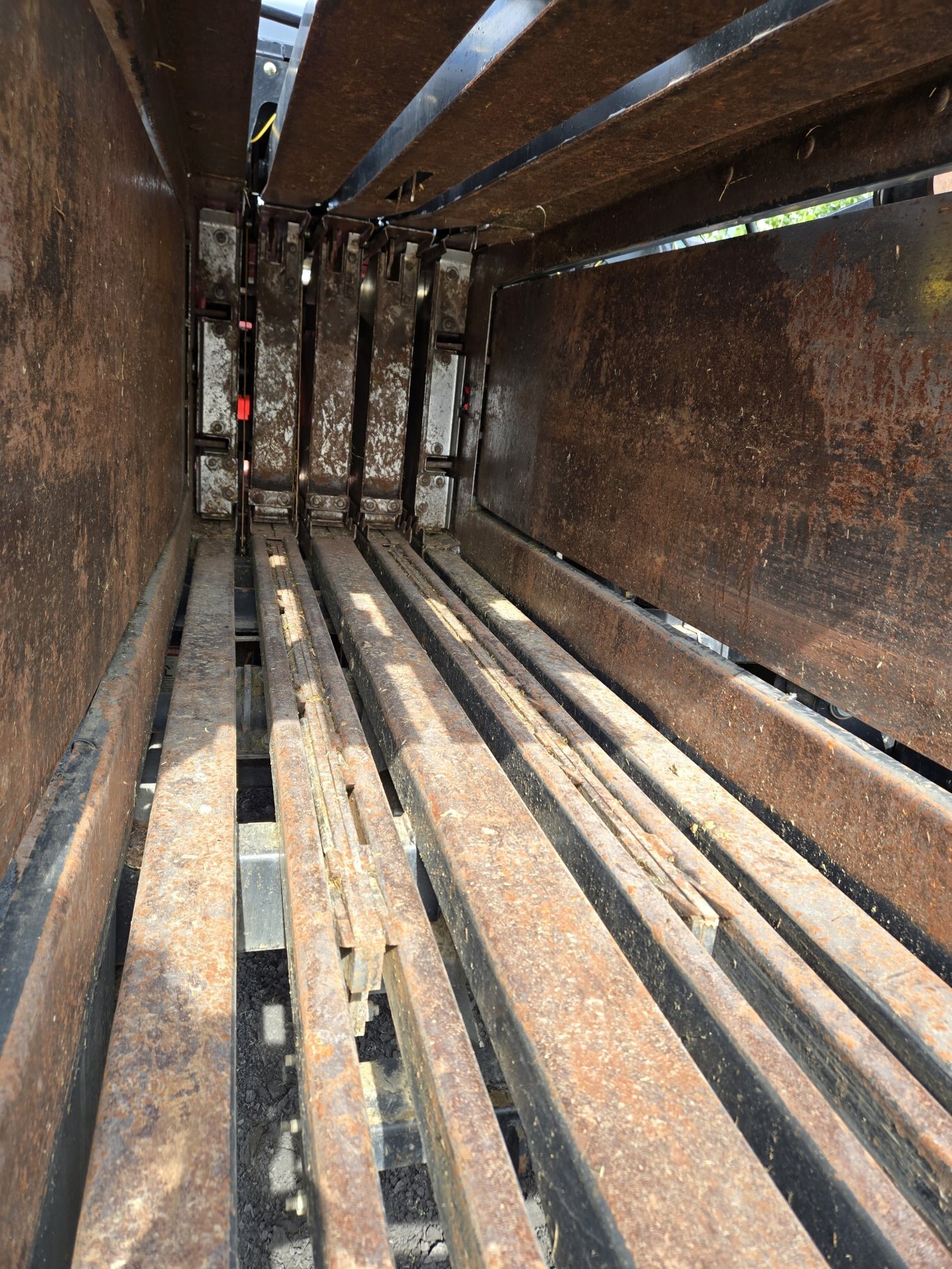 2009 New Holland BB9060 P 3x3 Baler #9835 JP