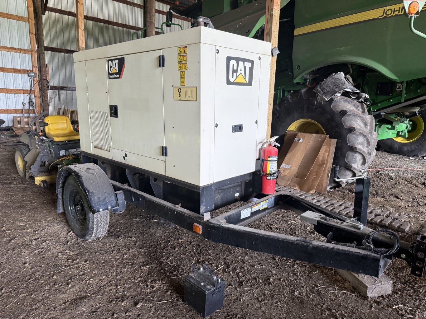 2015 CAT ZQ20 Towable 20kw Generator #9859 JA