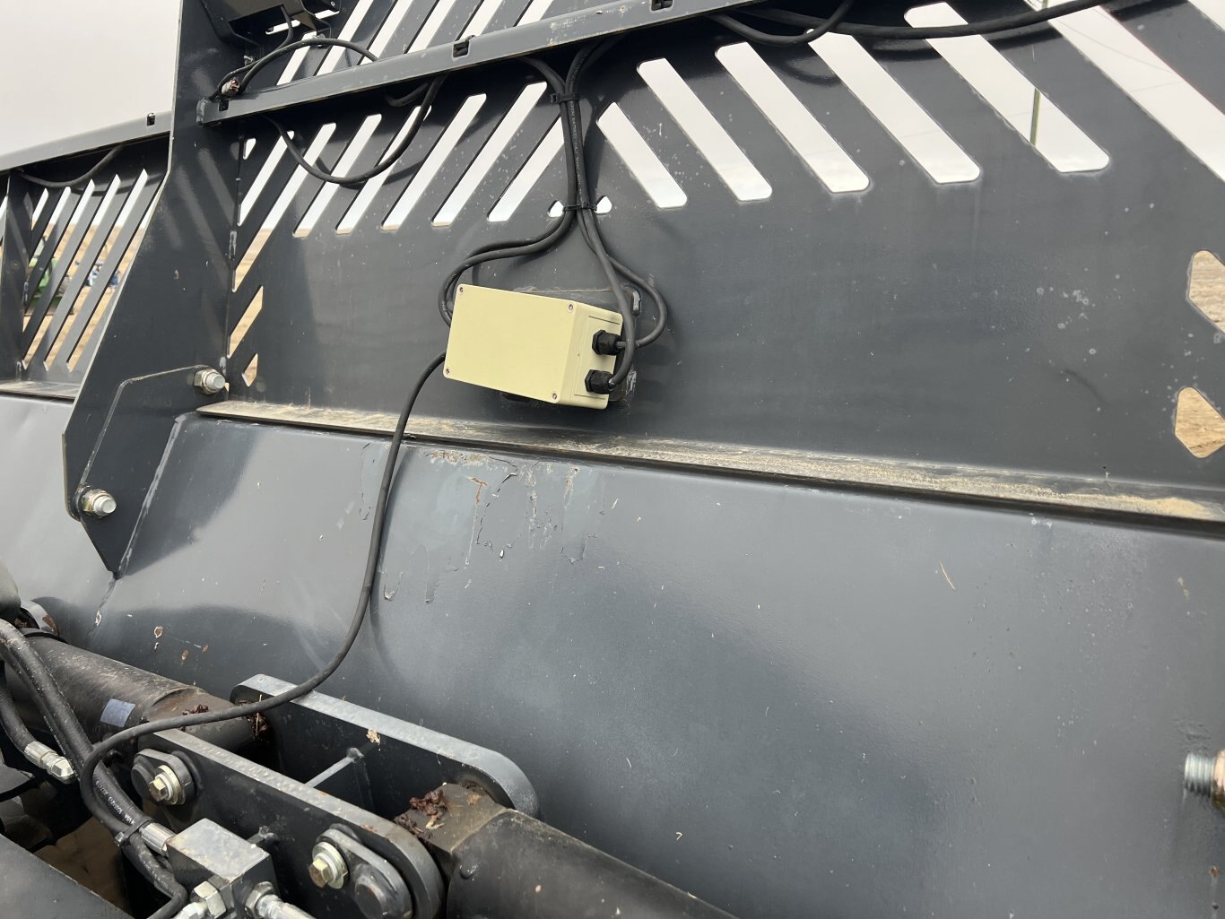 16 ft. Pitbull 3060AD Blade 8 Way Versatile 550DT Dozer Blade #9594 2 BP