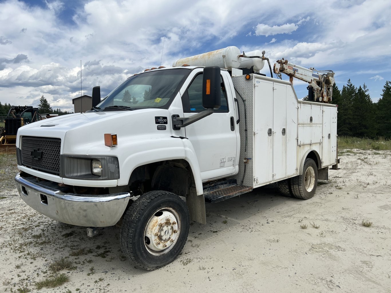 2006 Chevy C5500 Service Truck • 4X4 Mechanic Truck #9901 BP