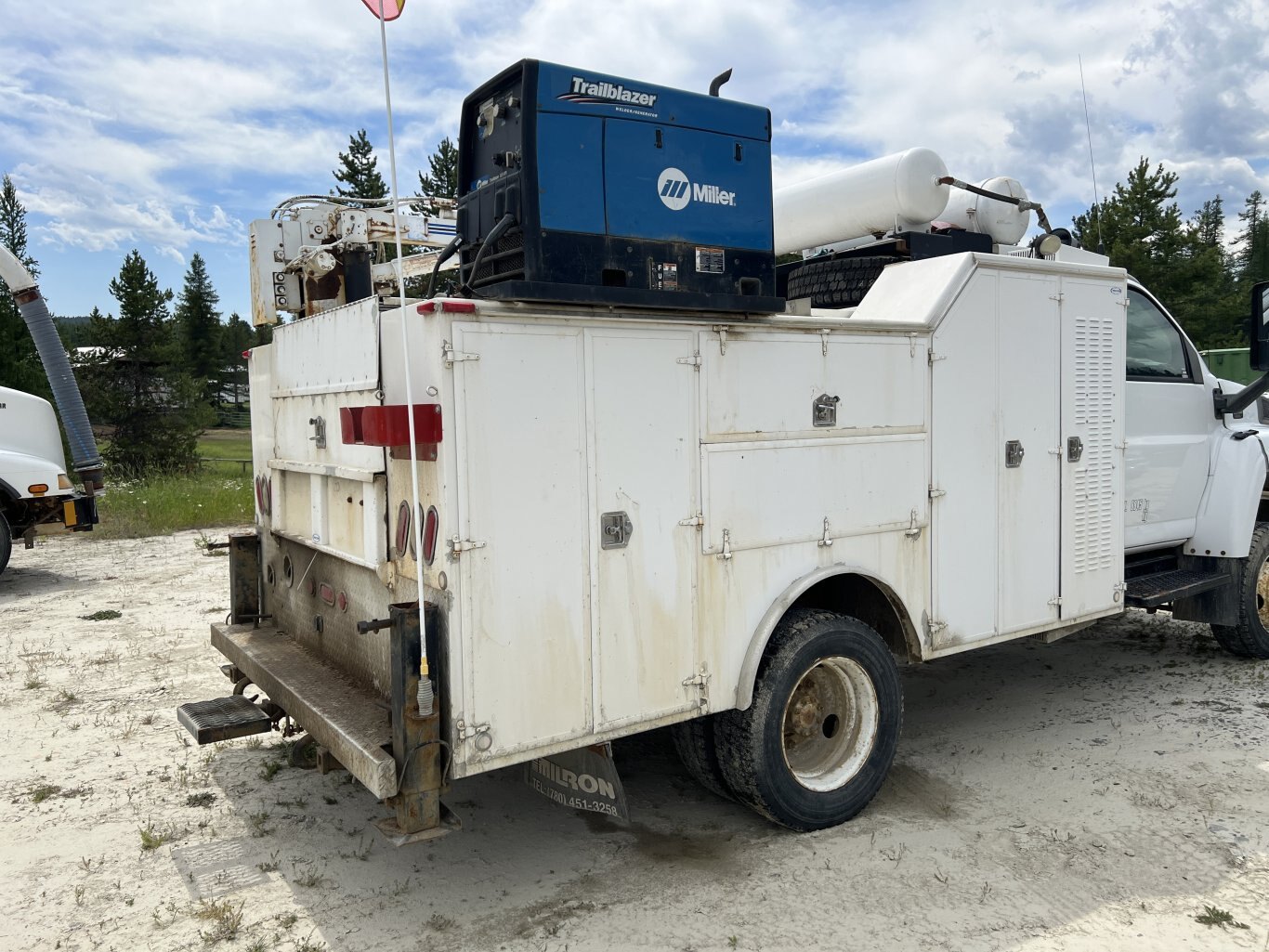 2006 Chevy C5500 Service Truck • 4X4 Mechanic Truck #9901 BP