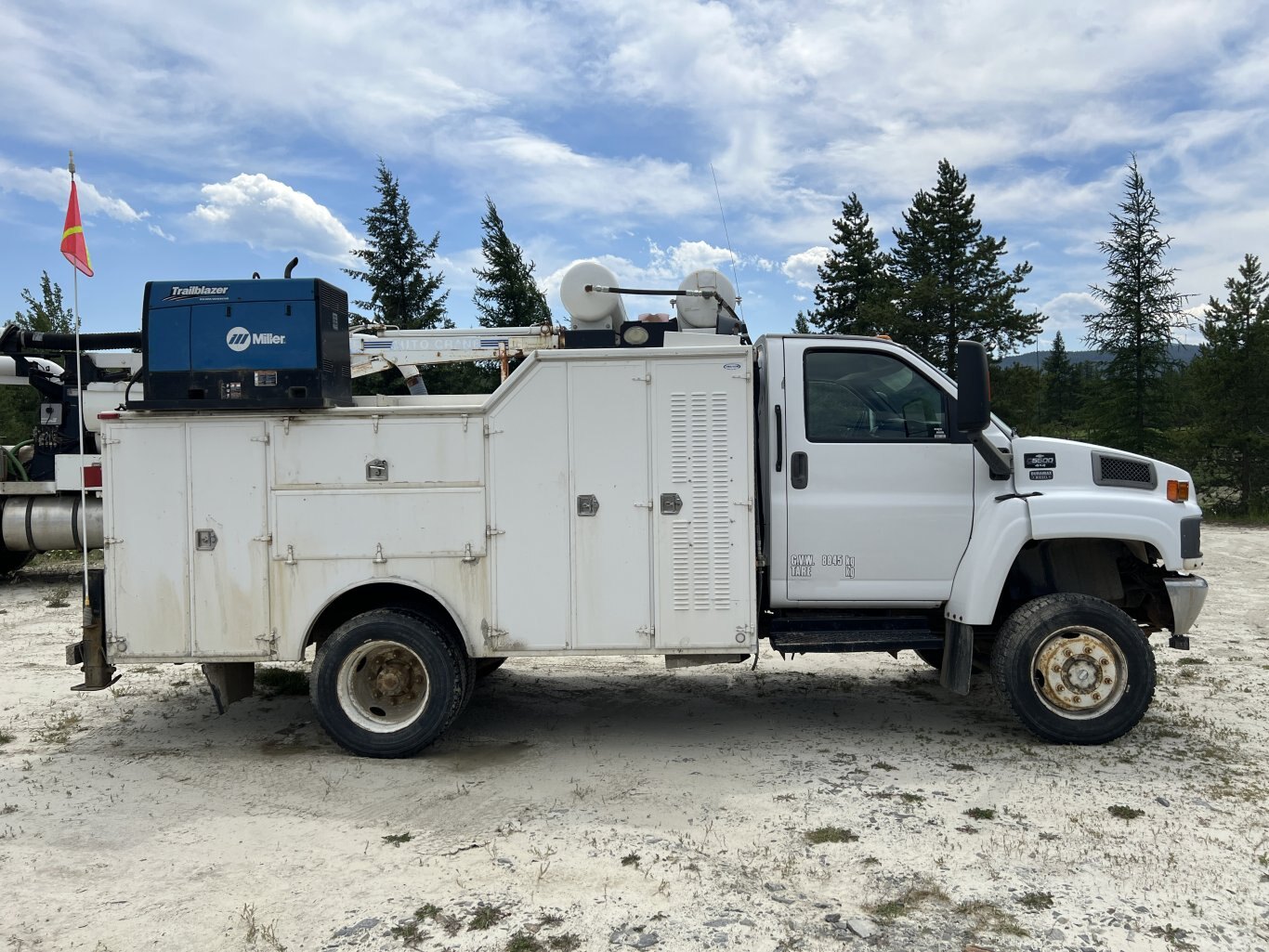 2006 Chevy C5500 Service Truck • 4X4 Mechanic Truck #9901 BP