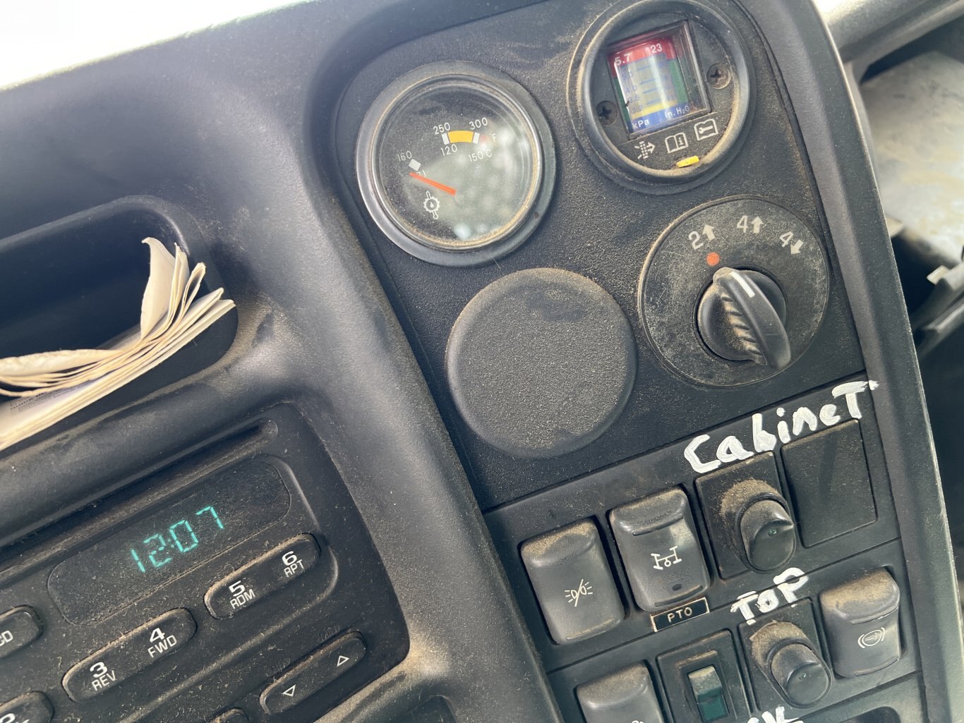 2007 GMC C5500 Service Truck with Hiab 077 BS 3 Knuckle Boom • 4X4 Mechanic Truck #9902 BP