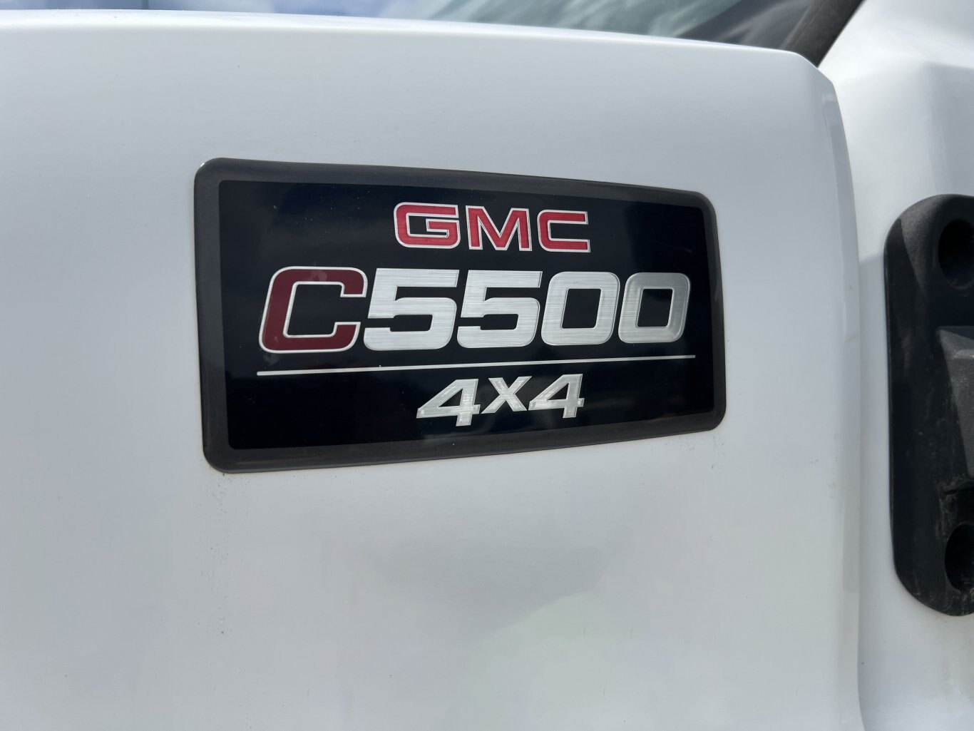 2007 GMC C5500 Service Truck with Hiab 077 BS 3 Knuckle Boom • 4X4 Mechanic Truck #9902 BP