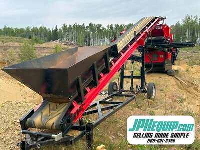 2022 Red Rhino SP30 Stacker Conveyor #9910 DP