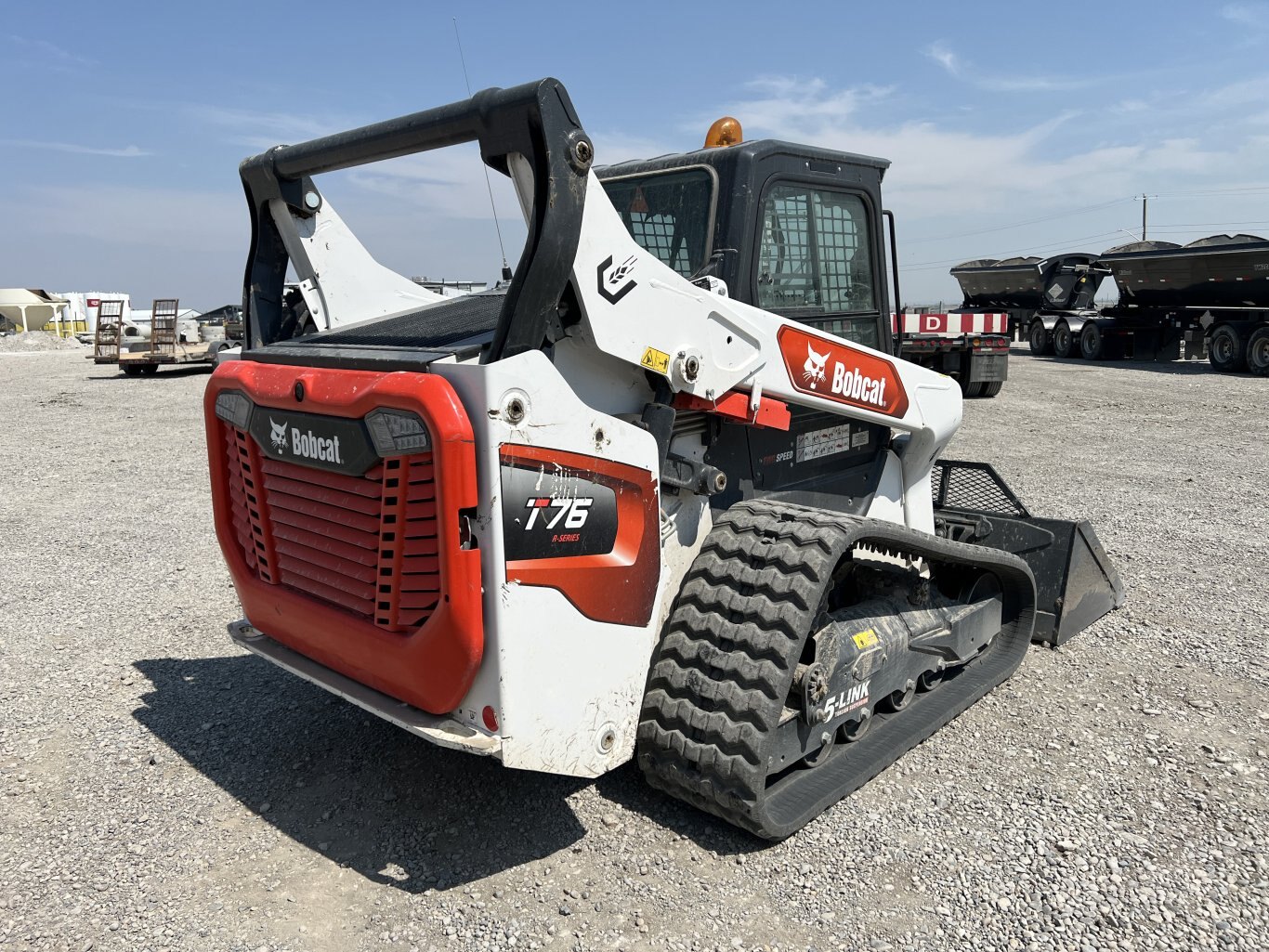 2024 Bobcat T76 Skid Steer with Bucket #9938 BP