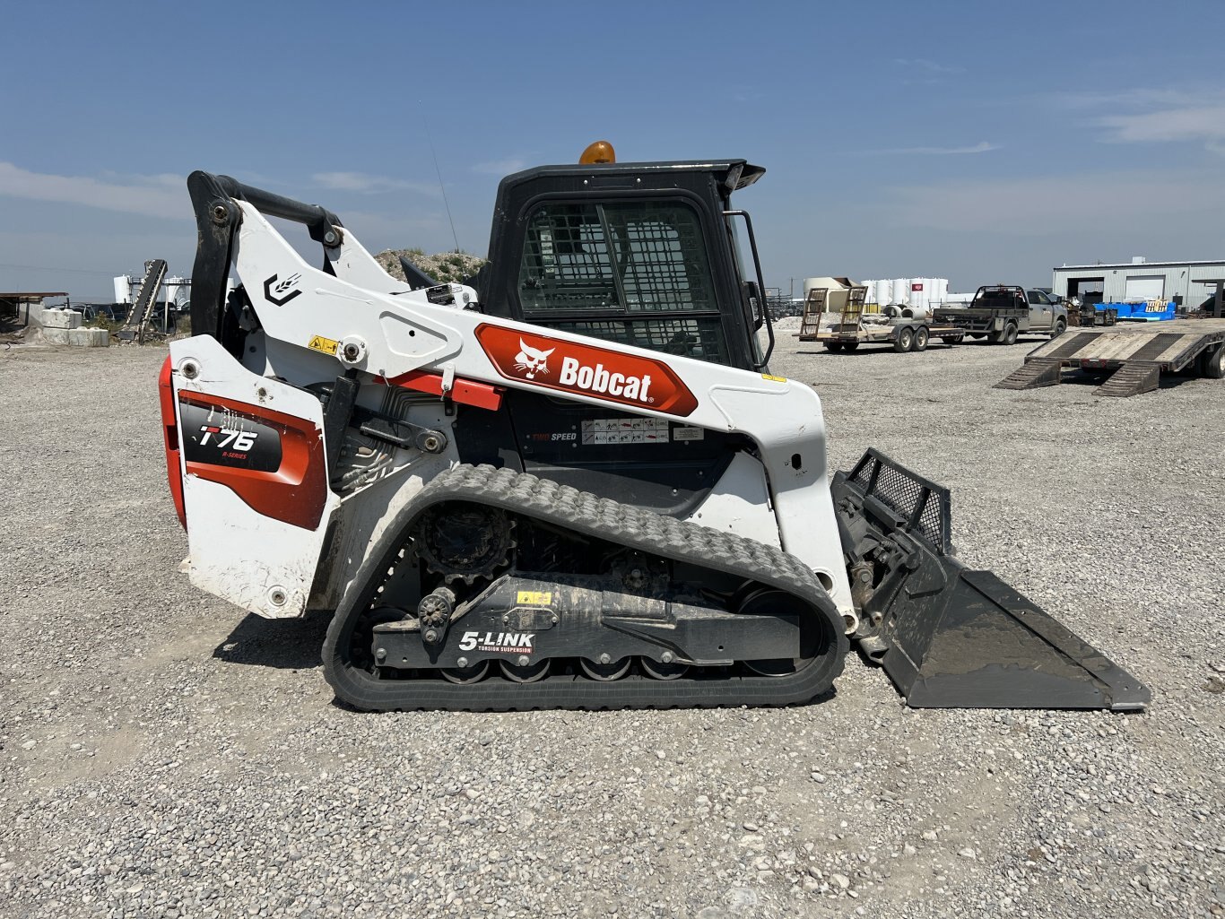 2024 Bobcat T76 Skid Steer with Bucket #9938 BP