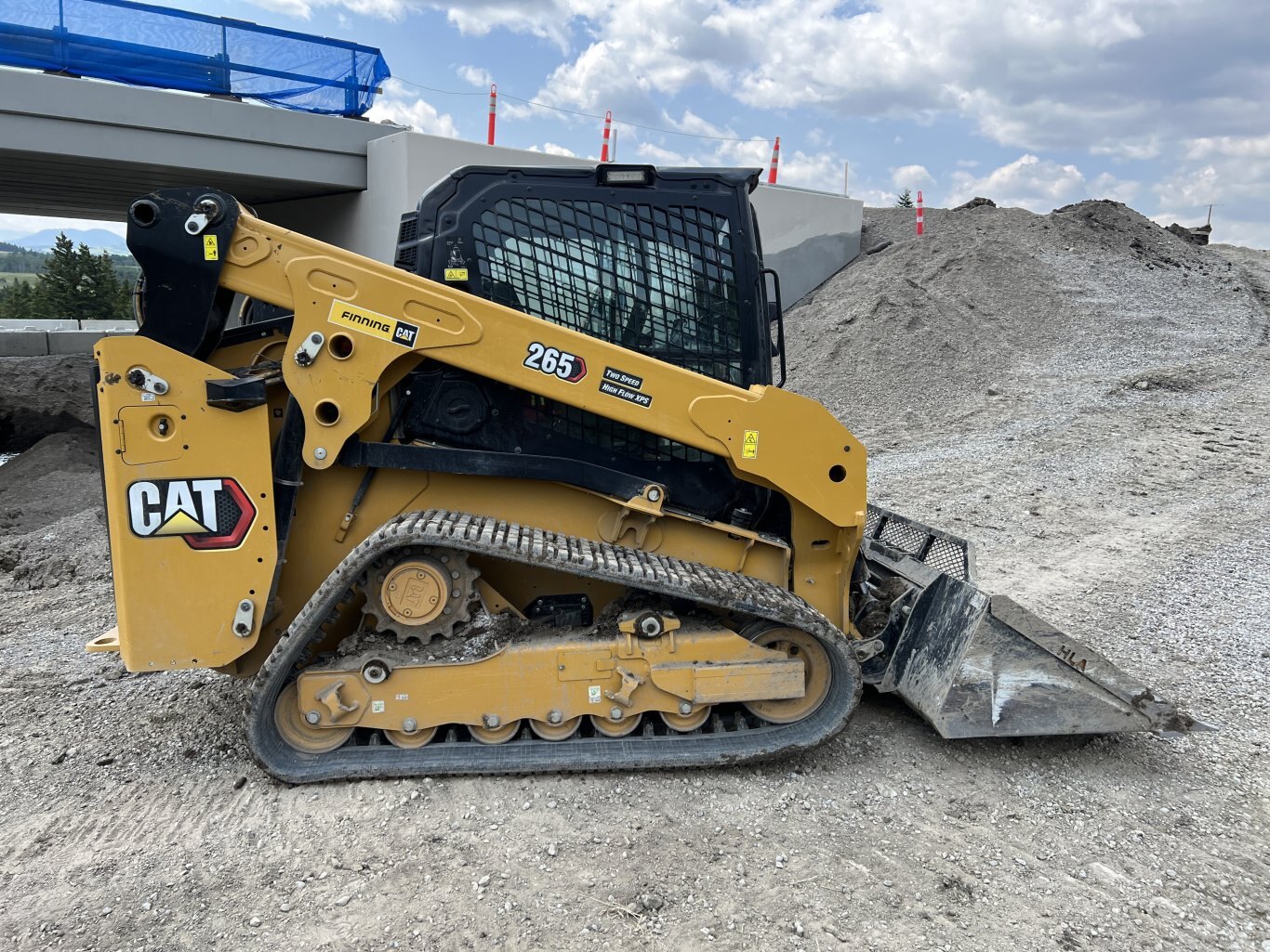2025 Caterpillar 265 Skid Steer with High Flow Hydraulics Hiflow Tracked Skid Steer #9939 BP