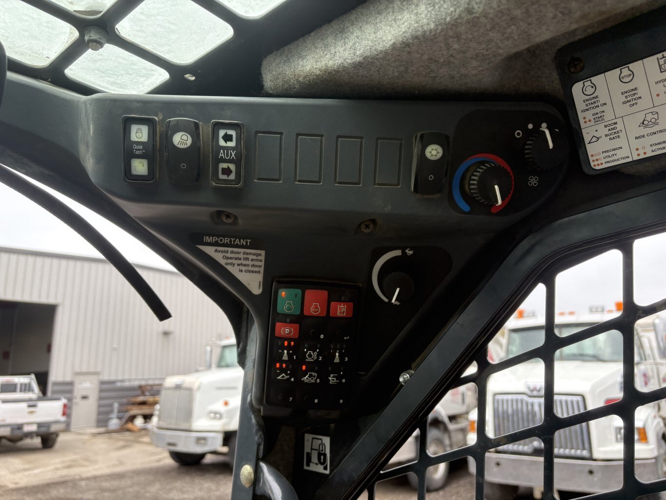 2021 Deere 333G Skid Steer With Bucket #9943 AS