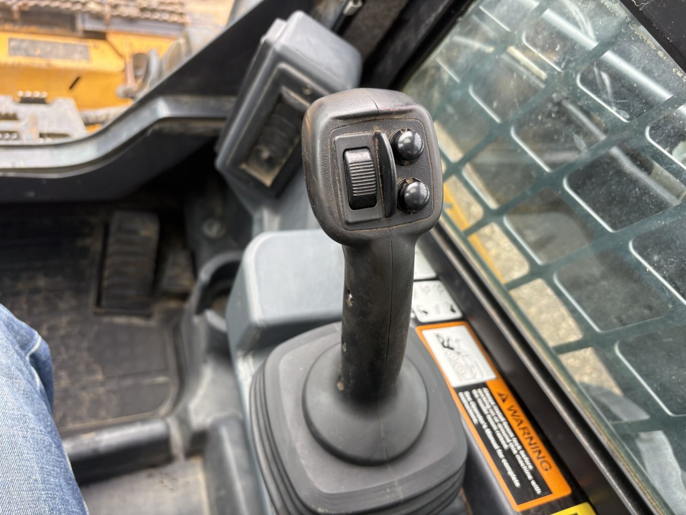 2021 Deere 333G Skid Steer With Bucket #9943 AS