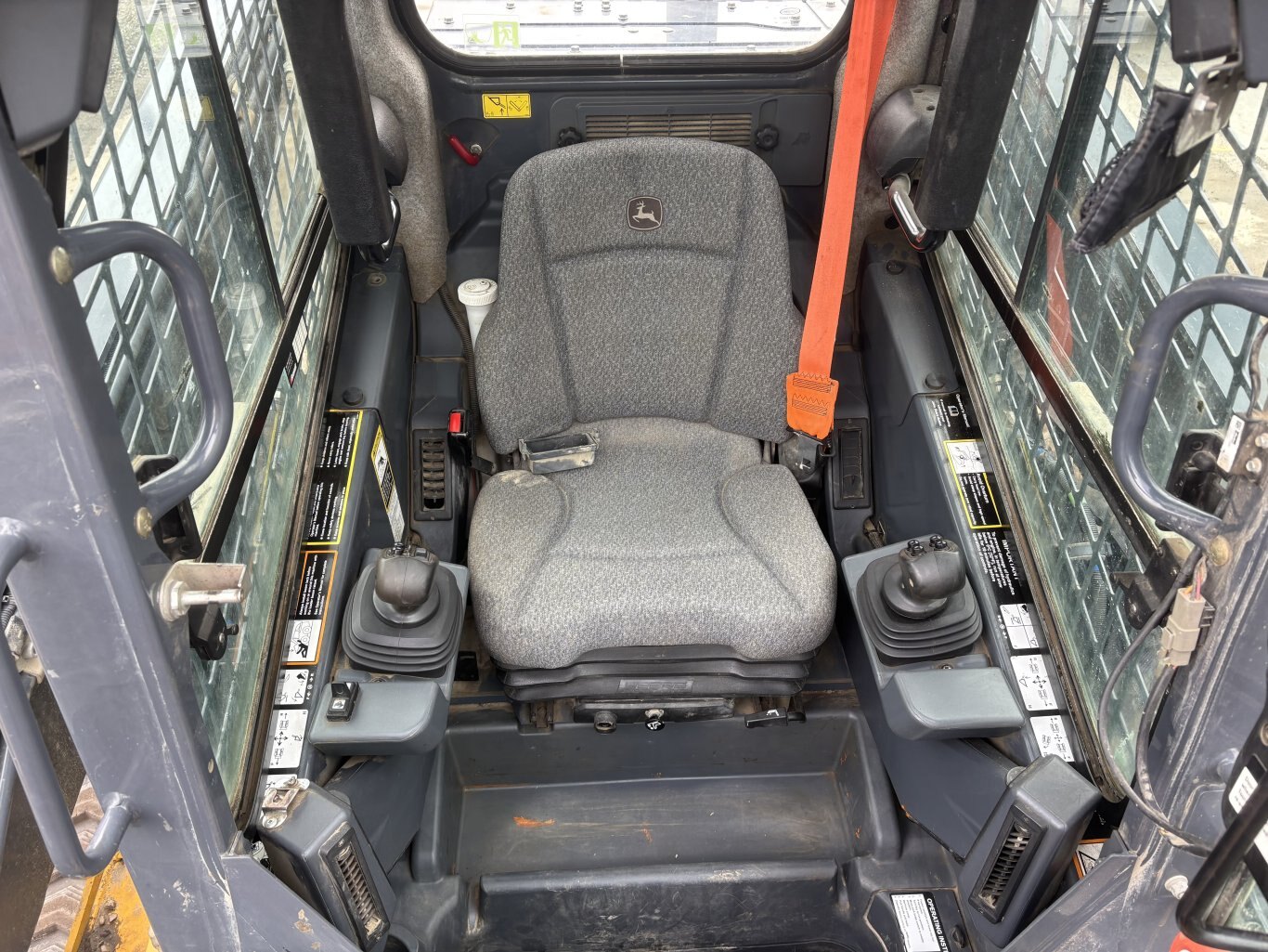 2021 Deere 333G Skid Steer With Bucket #9944 AS