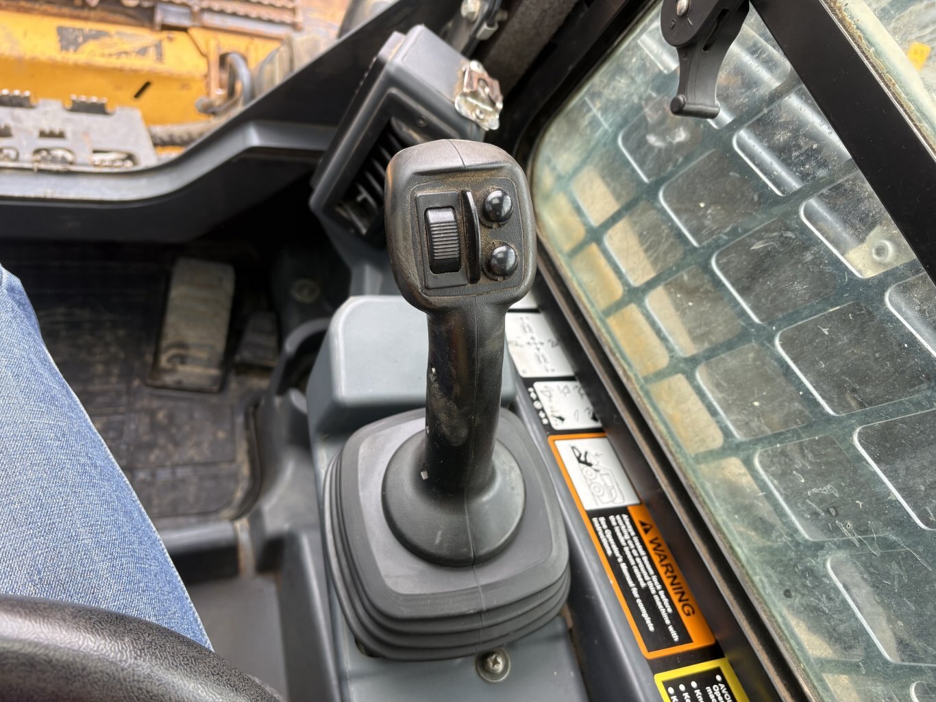 2021 Deere 333G Skid Steer With Bucket #9944 AS