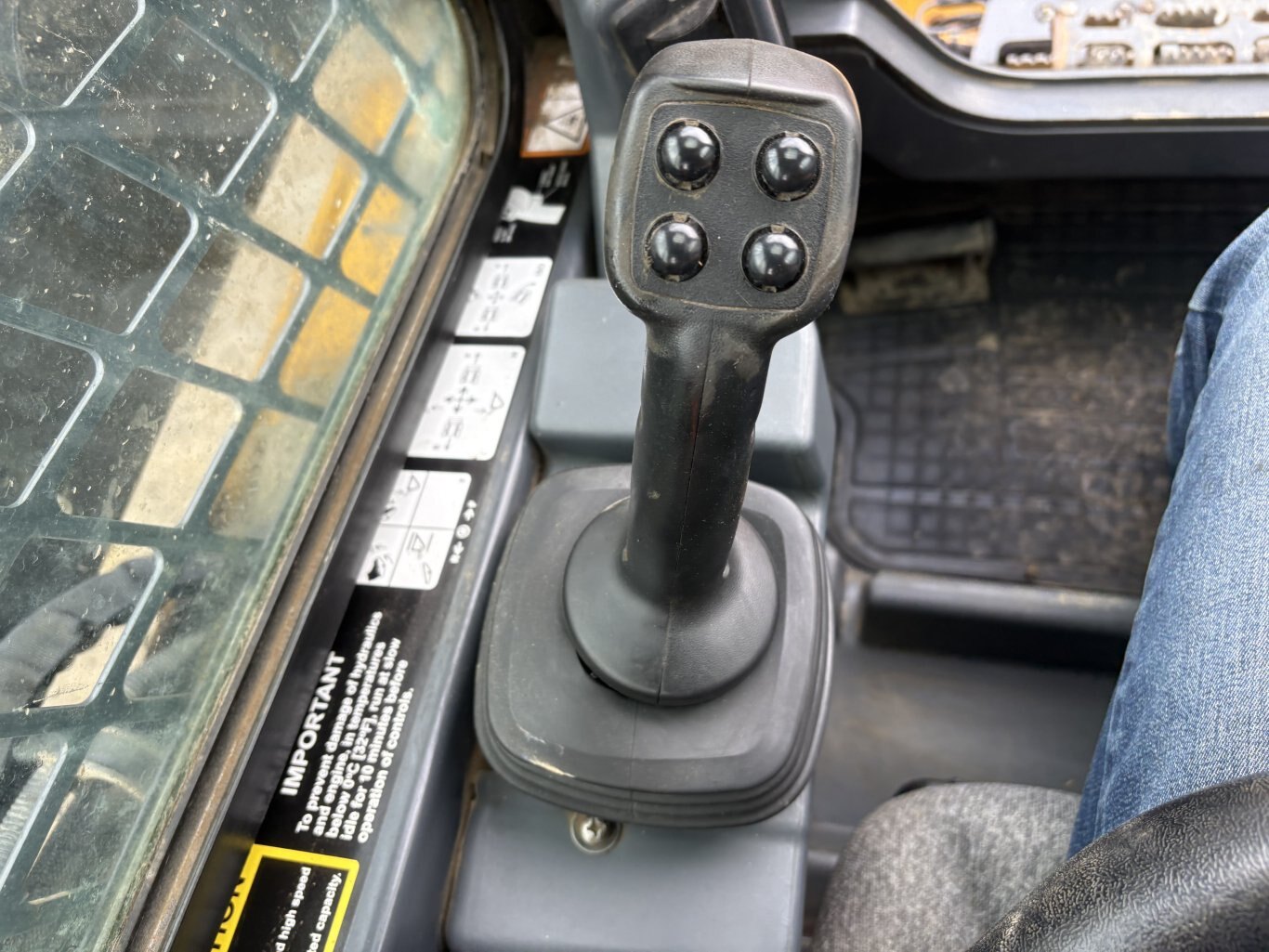 2021 Deere 333G Skid Steer With Bucket #9944 AS