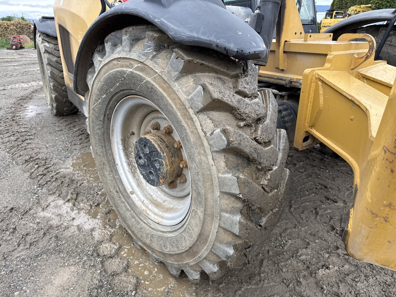 2014 CAT TL1055C Telehandler with Forks and Bucket #9955 JA