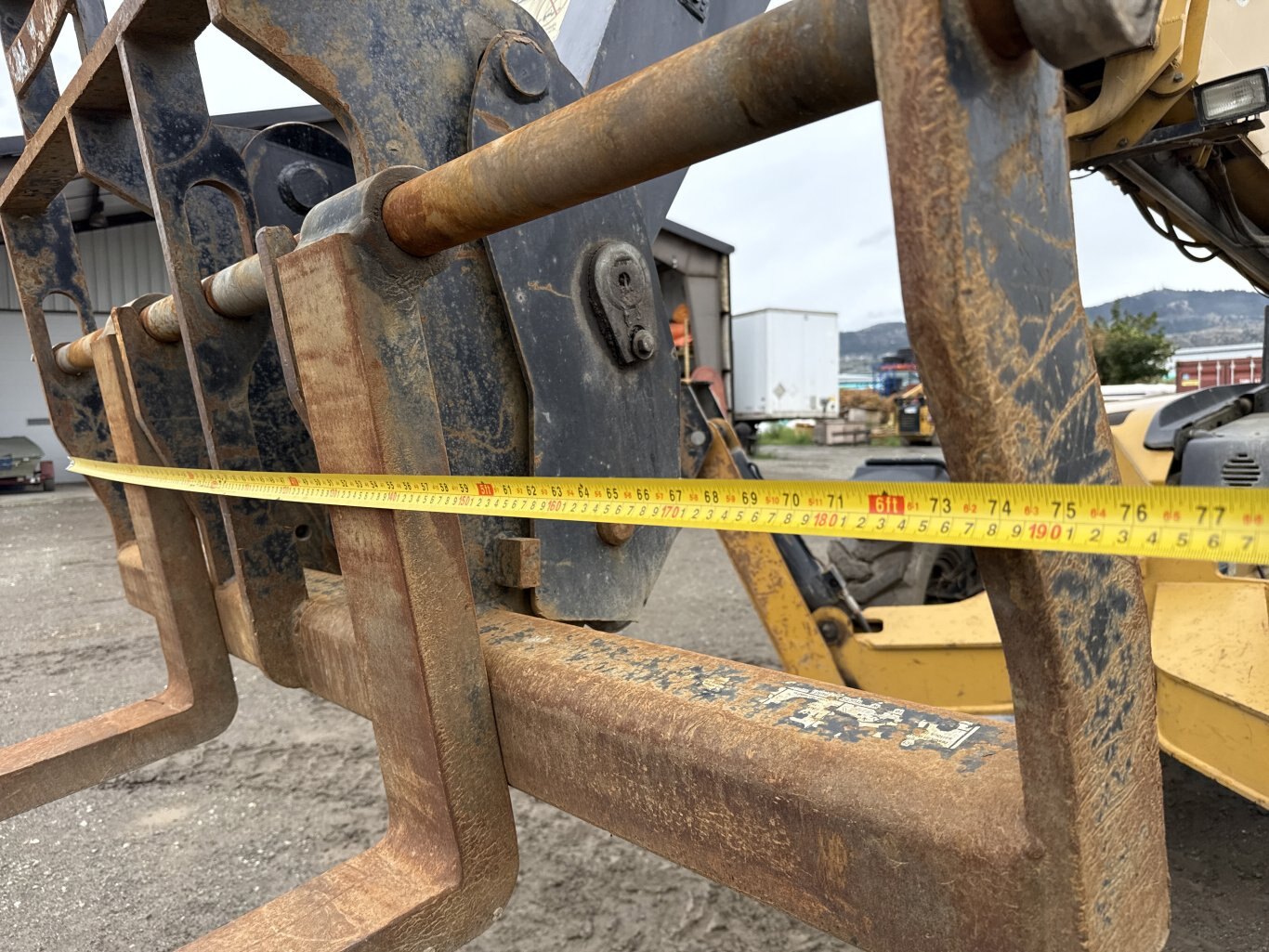 2014 CAT TL1055C Telehandler with Forks and Bucket #9955 JA